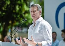 Feijóo pide apoyo para abrir «un nuevo tiempo de decencia» y gobernar con honestidad