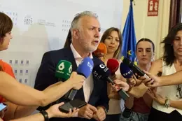 Torres recuerda, tras la imputación de Begoña Gómez, que el TS negó malversación en la contratación de su asesora