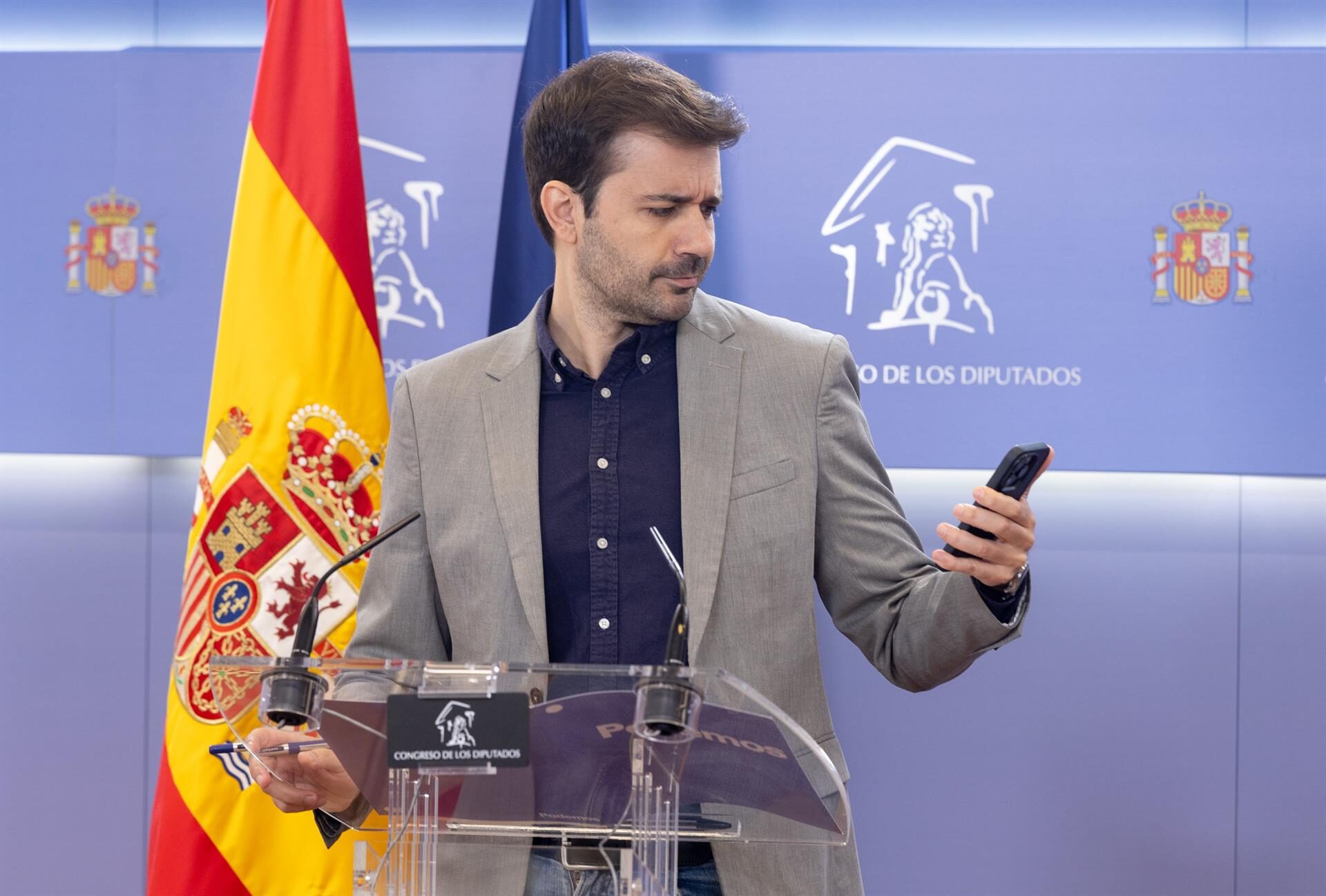 Podemos, BNG y Compromís exigen al PSOE aclarar los pagos en metálico en sobres y asumir «responsabilidades políticas»