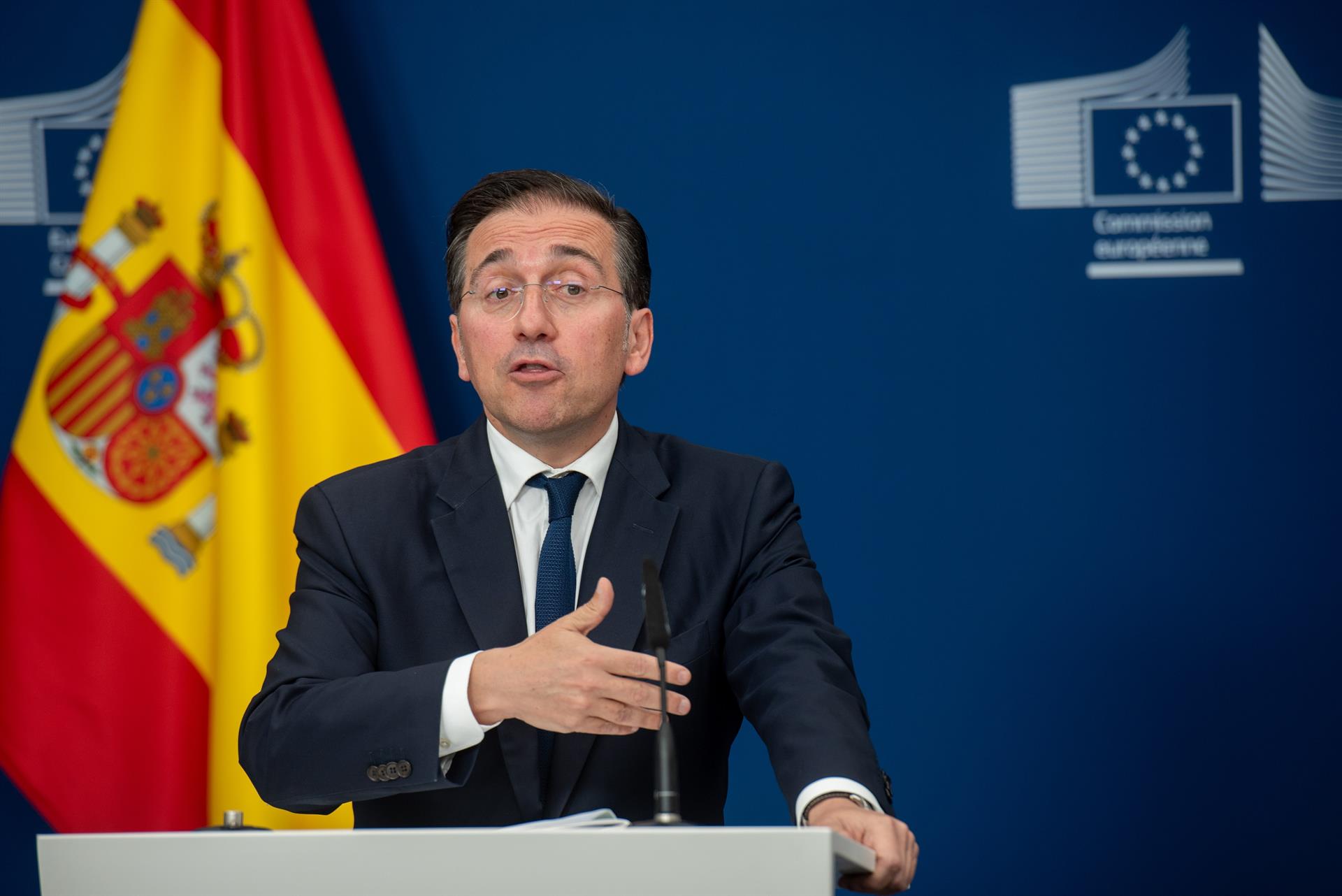 Albares defiende que la UE declare terrorista a la Guardia Revolucionaria en respuesta a «la represión» de Irán