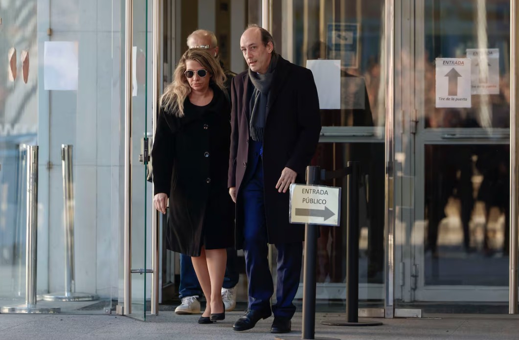 La asesora de Begoña Gómez ve “disparatada” la petición de 22 años de cárcel y reclama su absolución