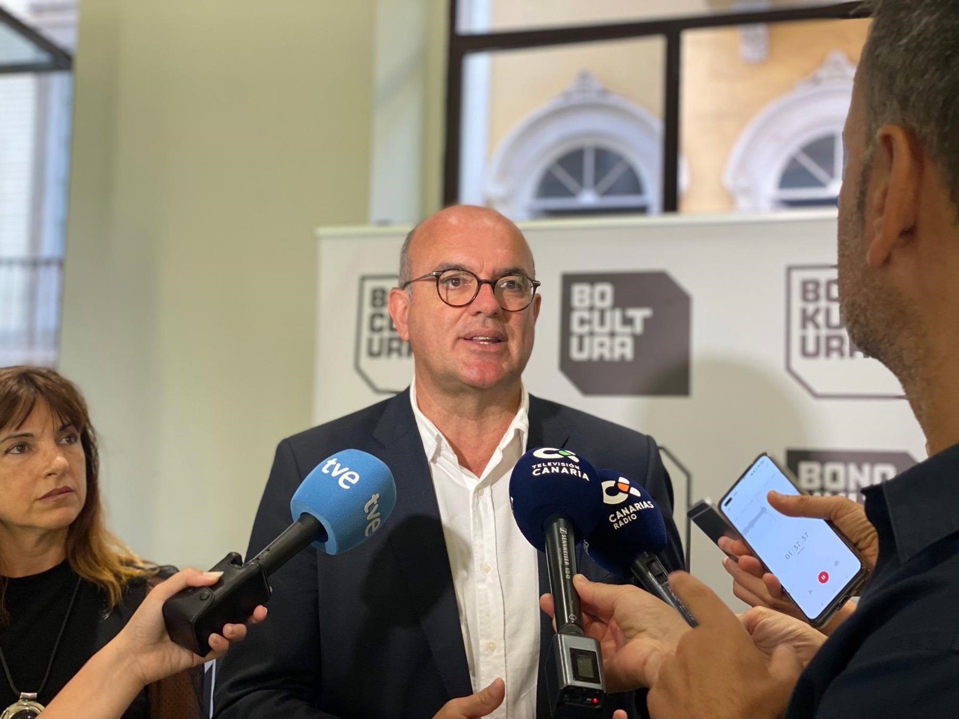 Pestana, por «tener las mejores relaciones posibles» con Marruecos frente a la inmigración