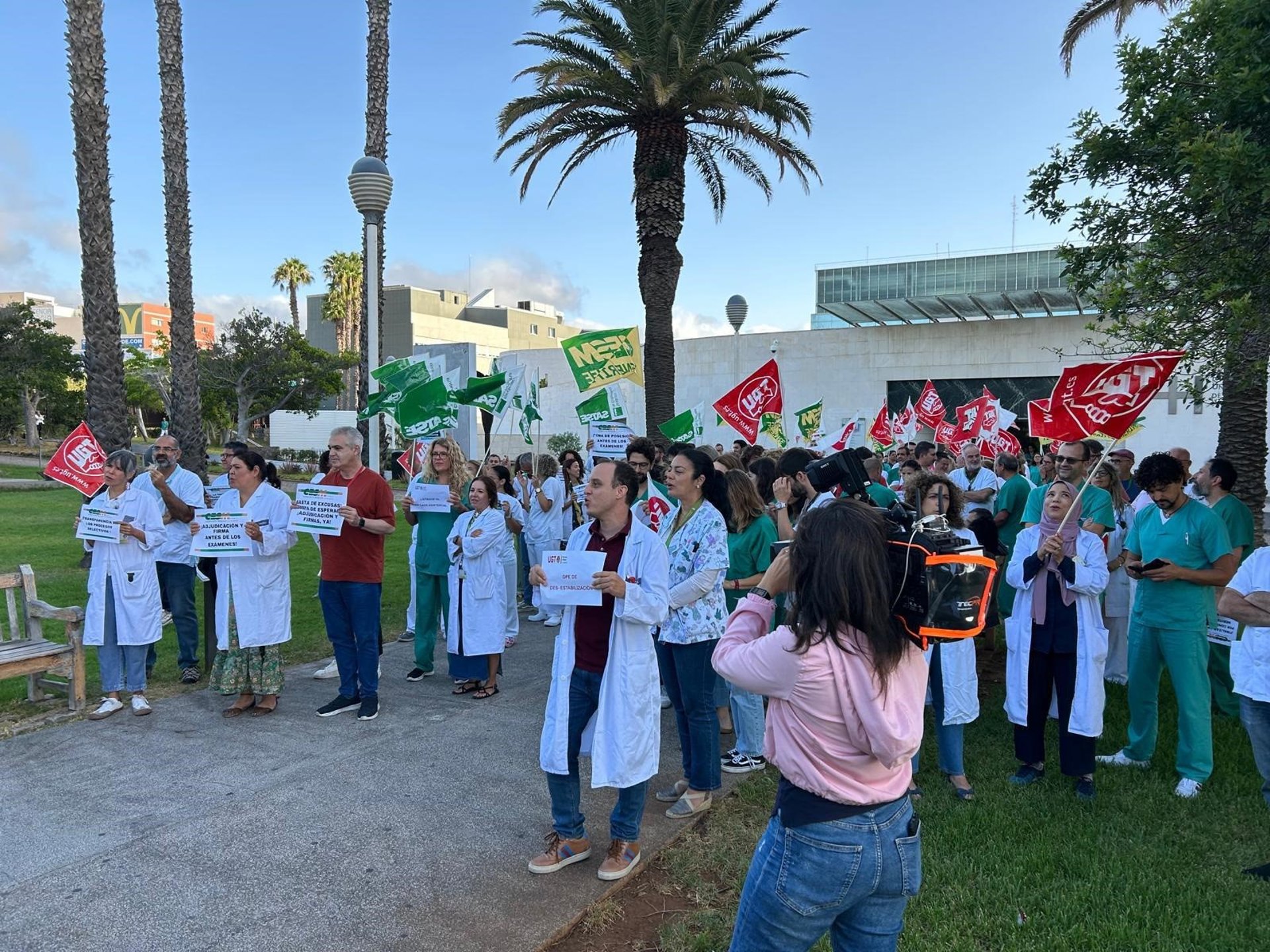 Los médicos canarios ven un «paso adelante» la oferta de Sanidad pero mantienen la huelga autonómica