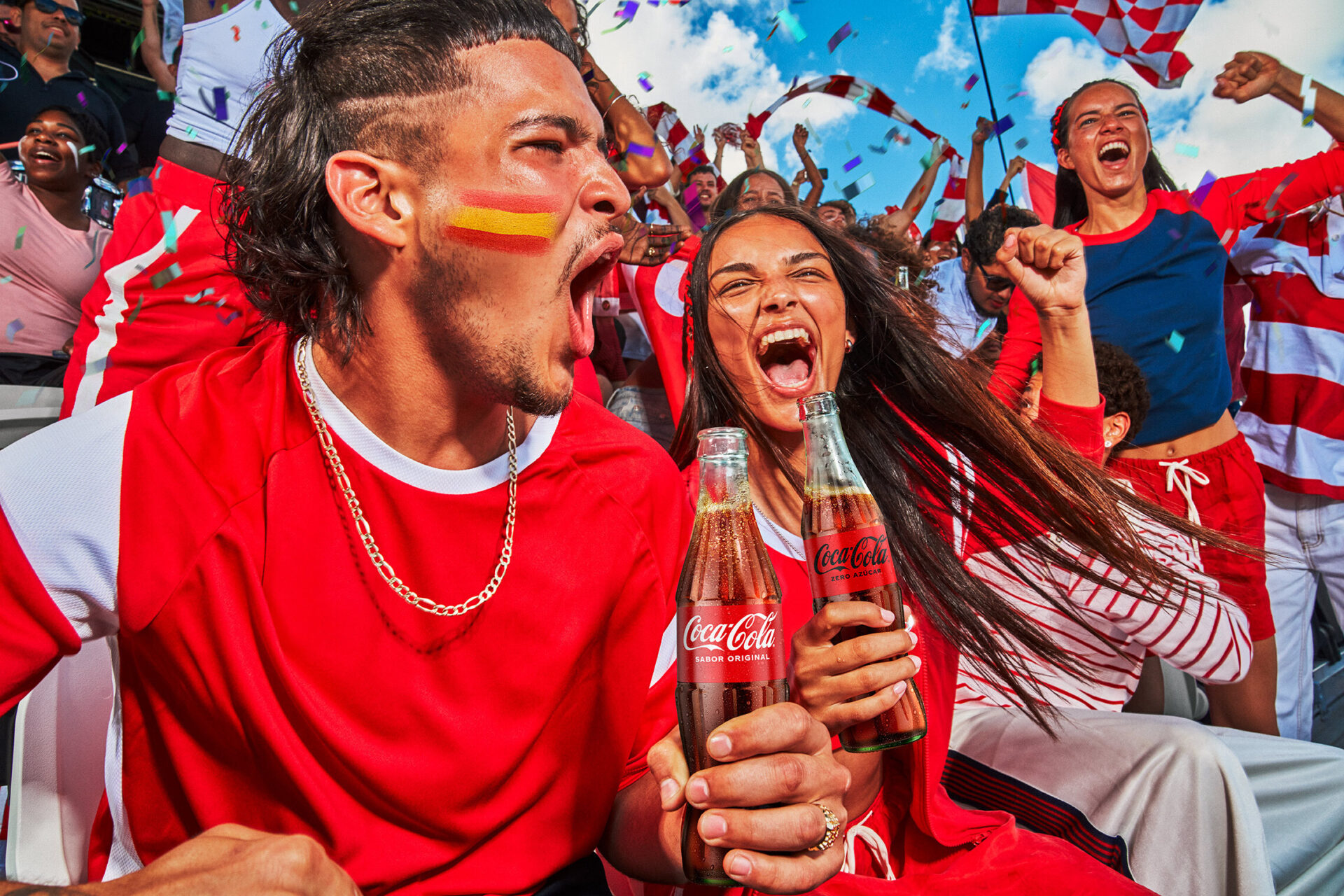 Coca-Cola activa todos sus canales de venta en verano para aprovechar el incremento del consumo y del turismo