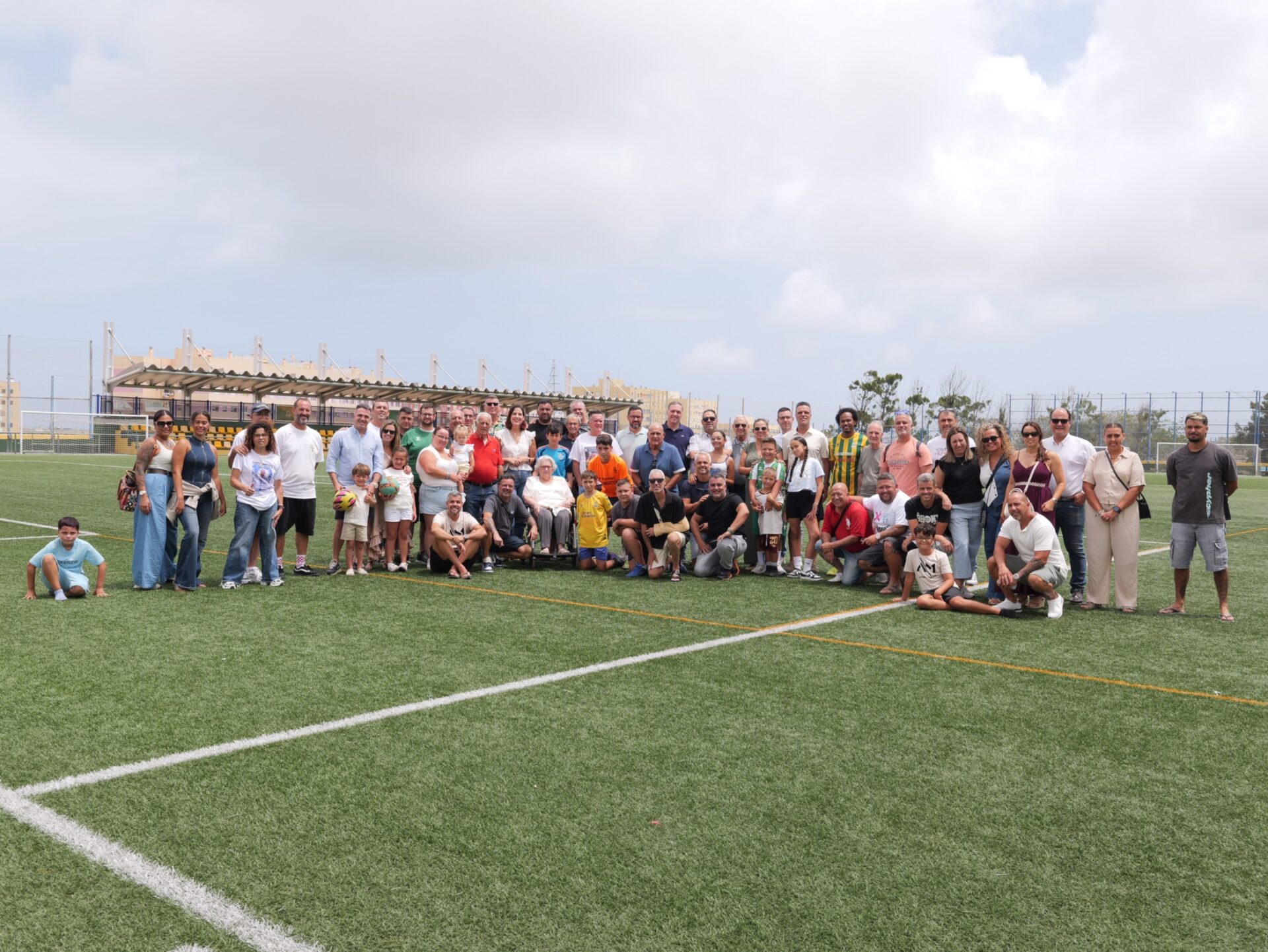 El deporte de base reconoce latrayectoria de Gonzalo MorenoSaavedra con un homenaje en BarrioAtlántico