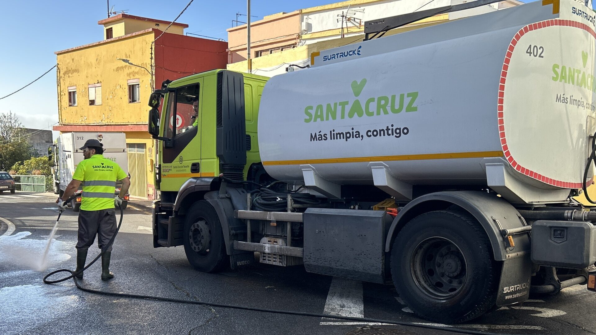 Santa Cruz refuerza el plan de zafarranchos de limpieza en el distrito Suroeste