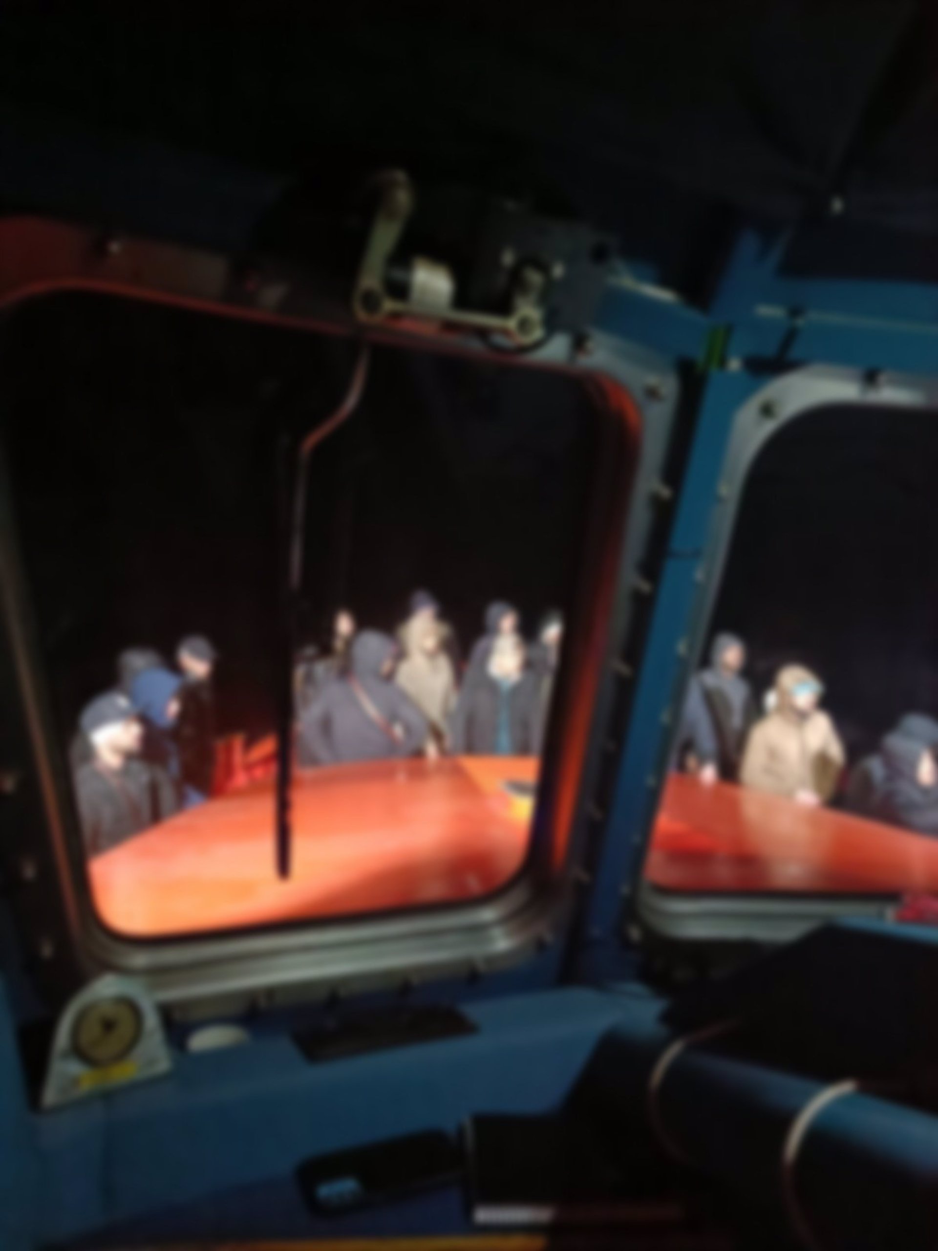Rescatados 31 varones de una patera localizada a 19 millas de la costa de Garrucha