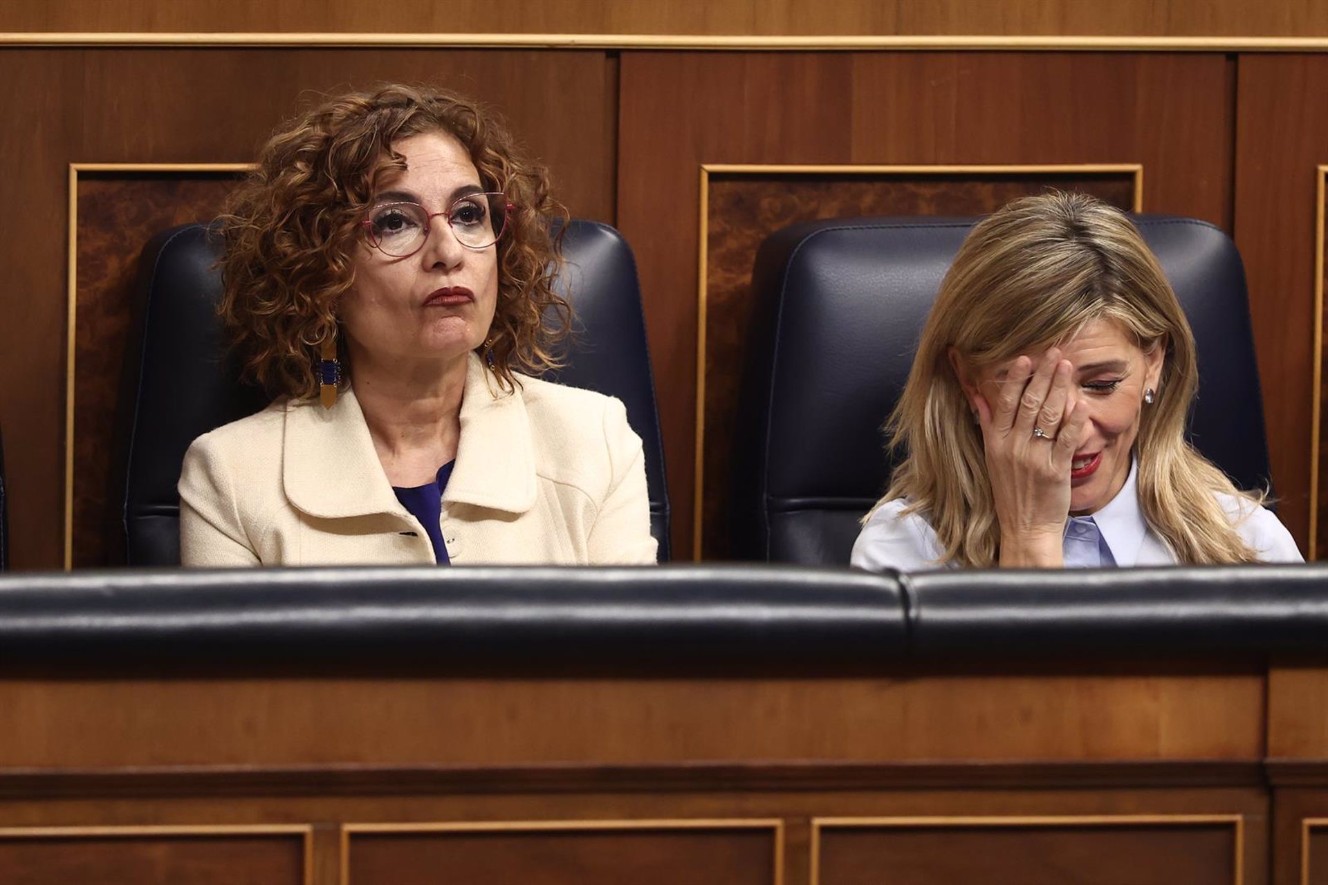 Hacienda se reafirma en su postura ante Trabajo y avisa: Si el SMI no tributa, quedará estancado y «tocado de muerte»