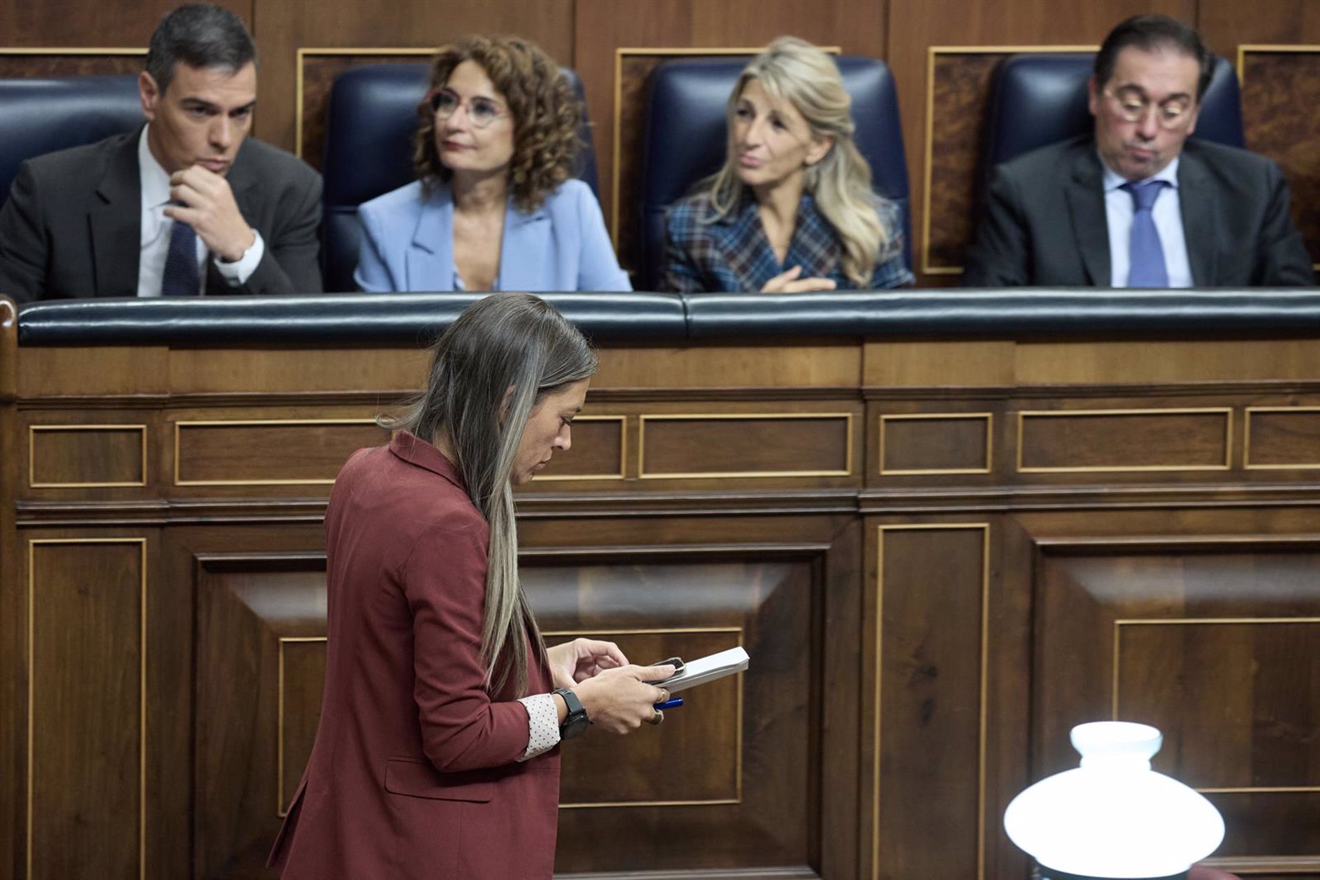El Gobierno afronta la cuestión de confianza de Junts esperando que Vox frustre la iniciativa en el Congreso