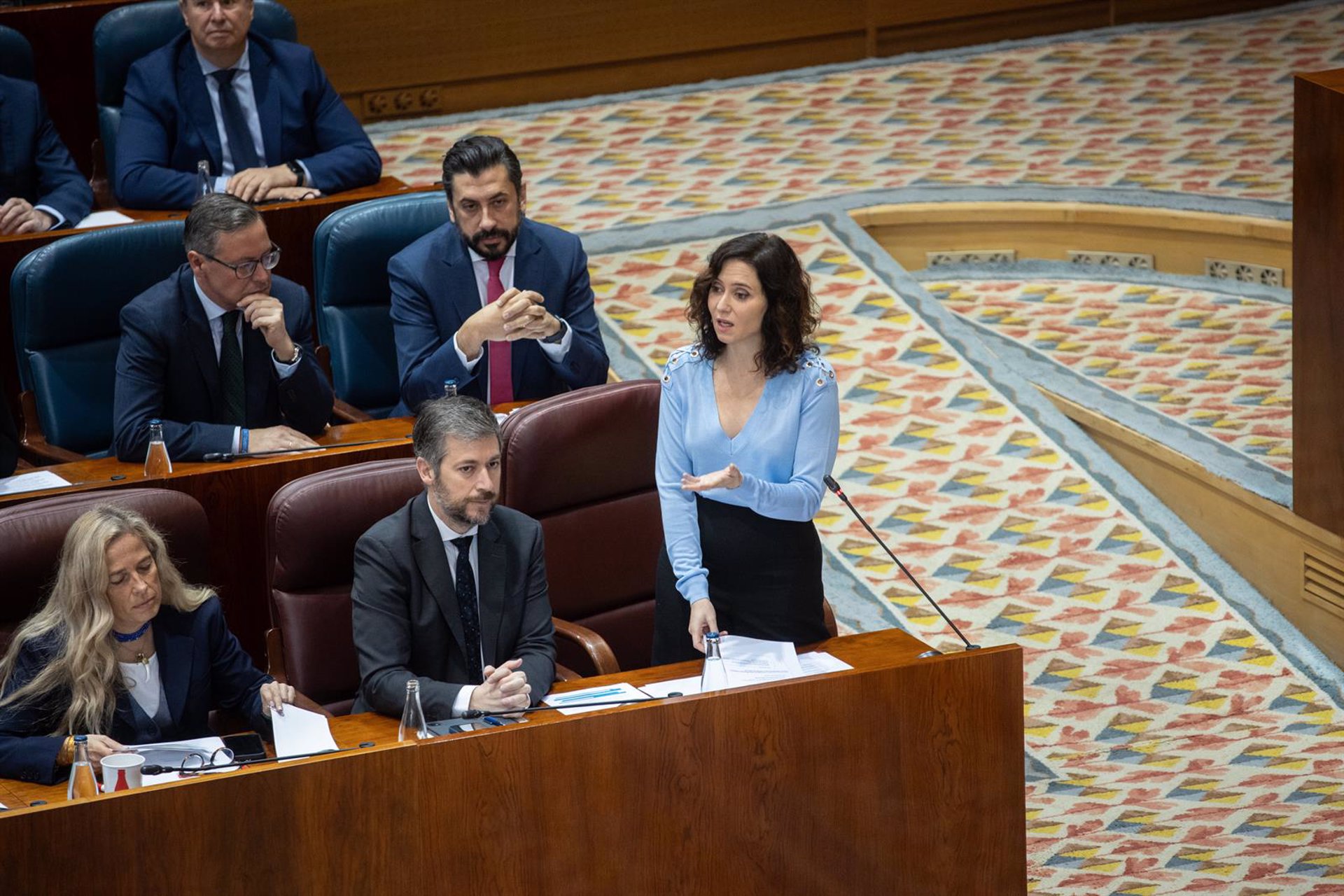 Ayuso replica a Más Madrid que si le citan en el Congreso hablará «de lo más grande»: la «trama de mascarillas» estatal