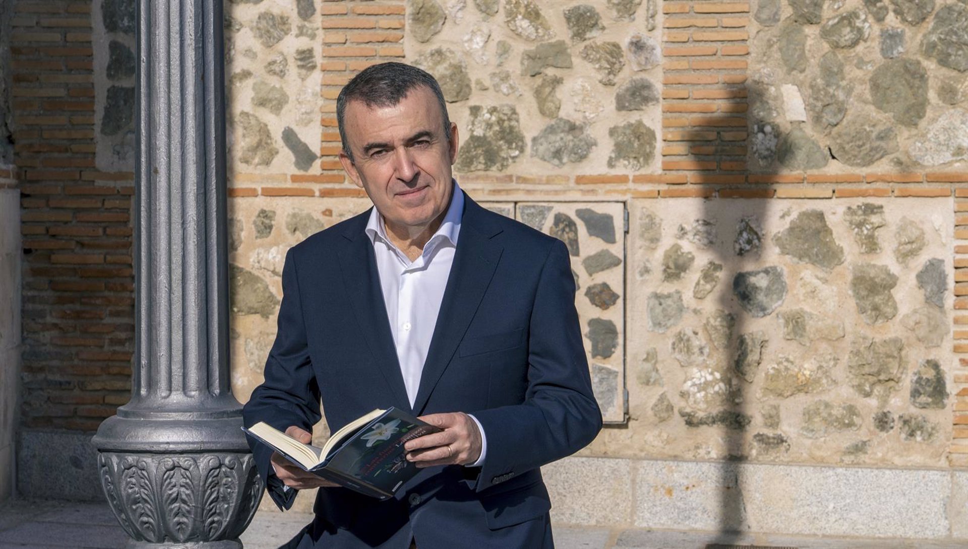 Lorenzo Silva firma ‘Las fuerzas contrarias’:»La pandemia descubrió fracturas sociales de las que no éramos conscientes»