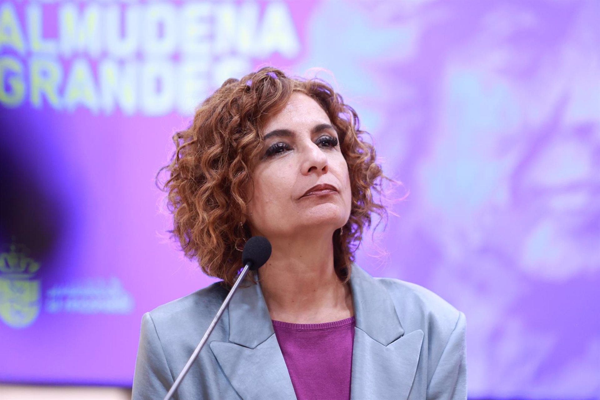 Montero dice que aplicaría ya la amnistía a Puigdemont para que viviera en España y «normalizar» la situación
