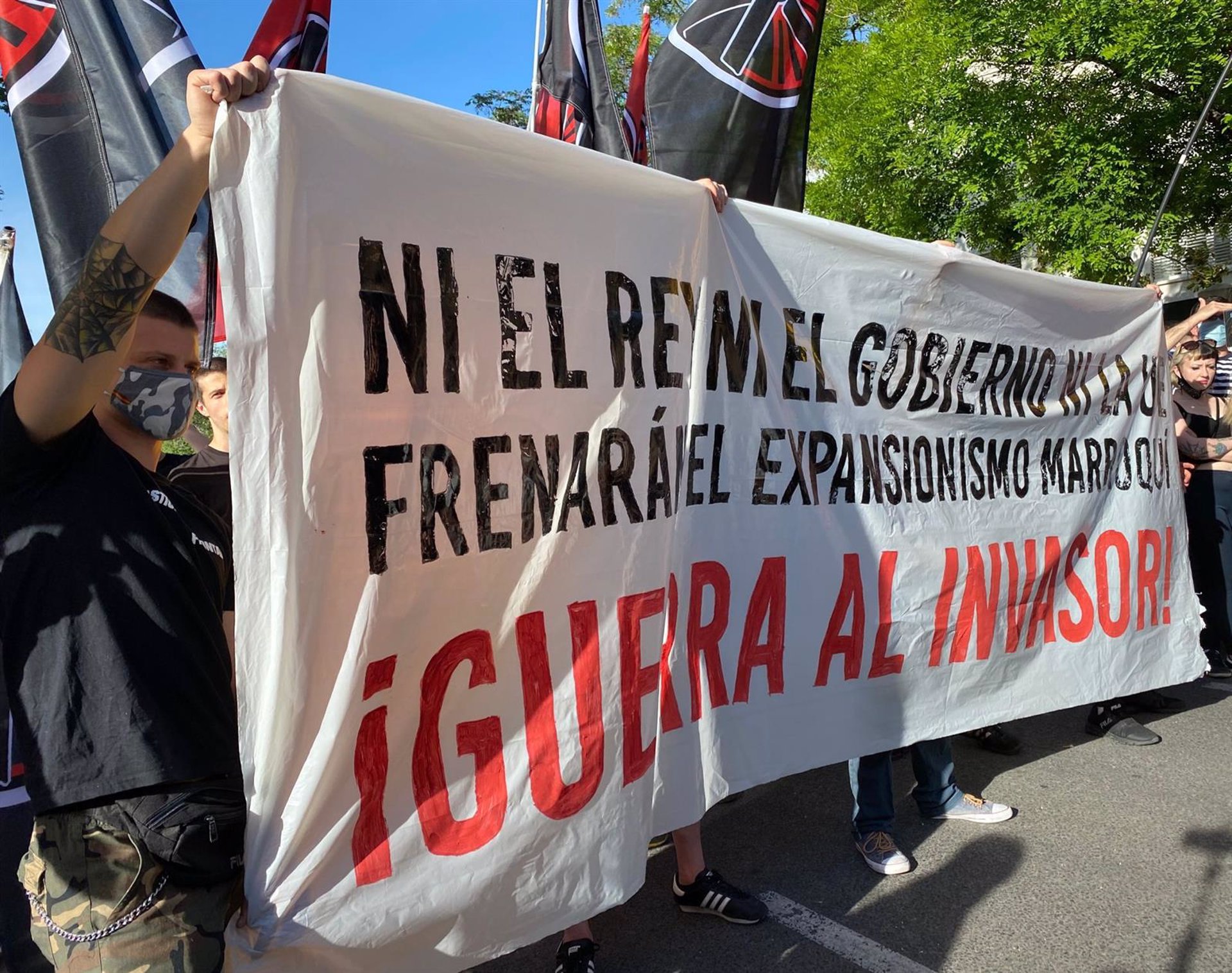 La líder de Bastión Frontal, al banquillo por «apremiar» a la violencia contra marroquíes y musulmanes