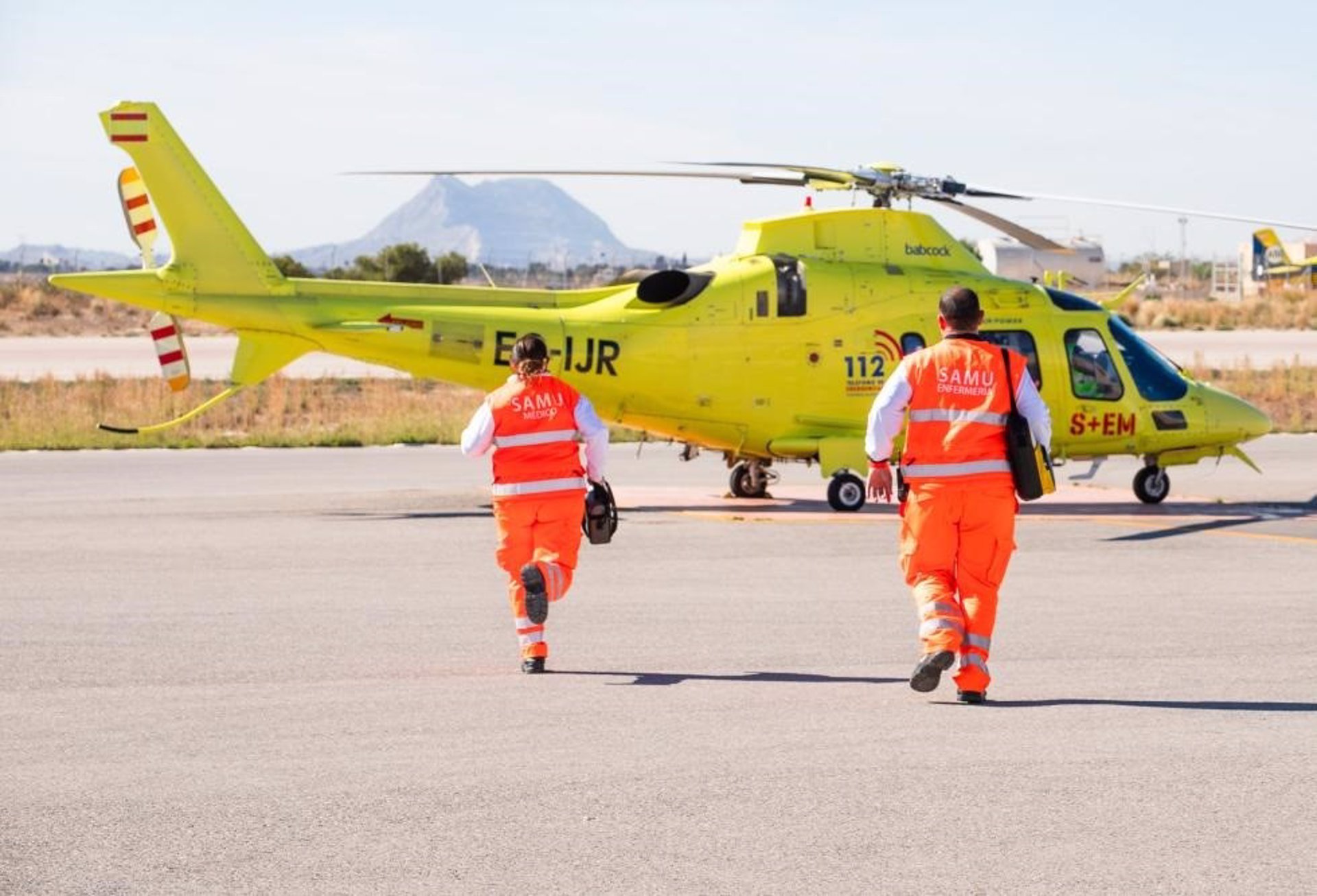 Muere un hombre al desplomarse mientras hacía senderismo en Benimantell