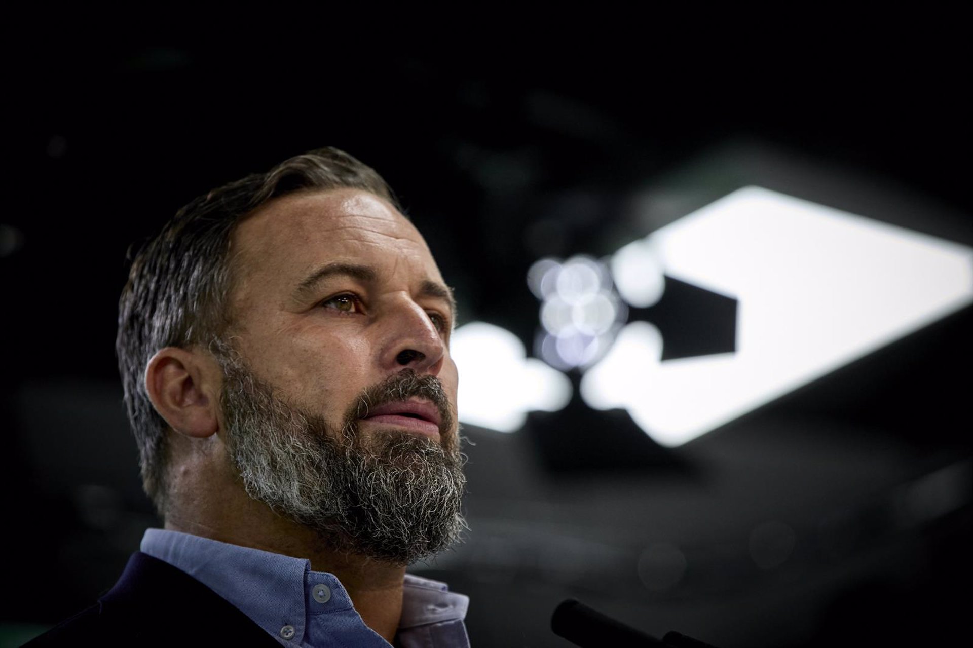 Vox matiza que Abascal mediaría por los aranceles en nombre de España «si dimite Gobierno corrupto y convoca elecciones»