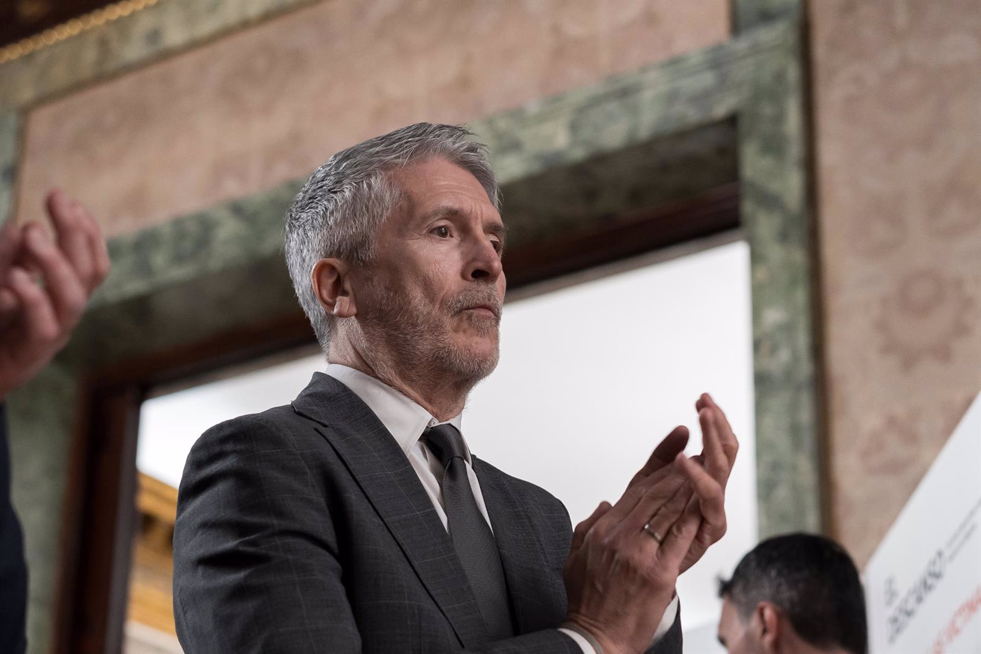 Marlaska lamenta que el juez Peinado interroge a Bolaños sin pedirlo ninguna parte y critica su instrucción «sin objeto»