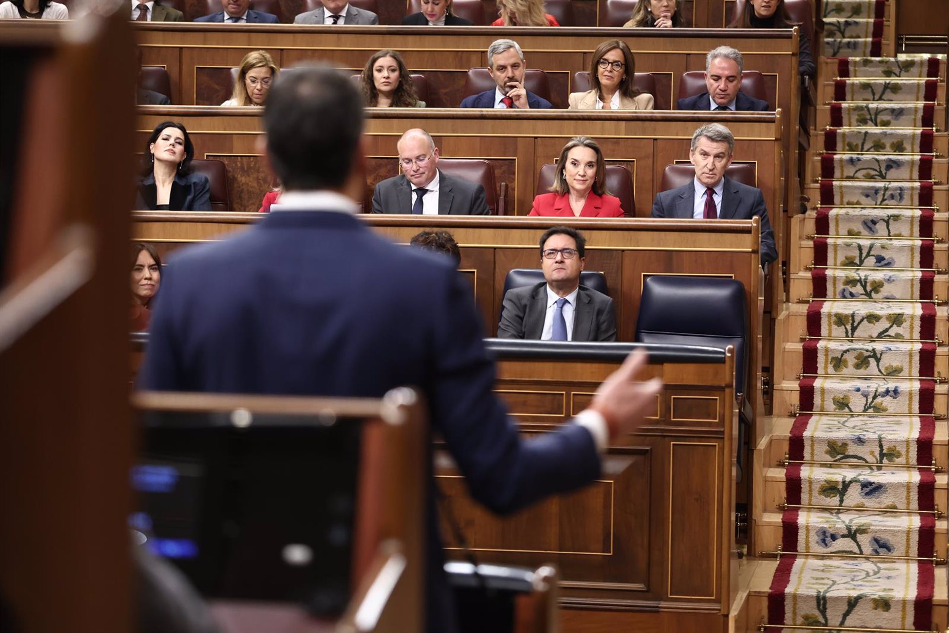 Feijóo, convencido de que Sánchez sabía «mucho» de Ábalos y de que Óscar López supo de la juerga en el Parador de Teruel