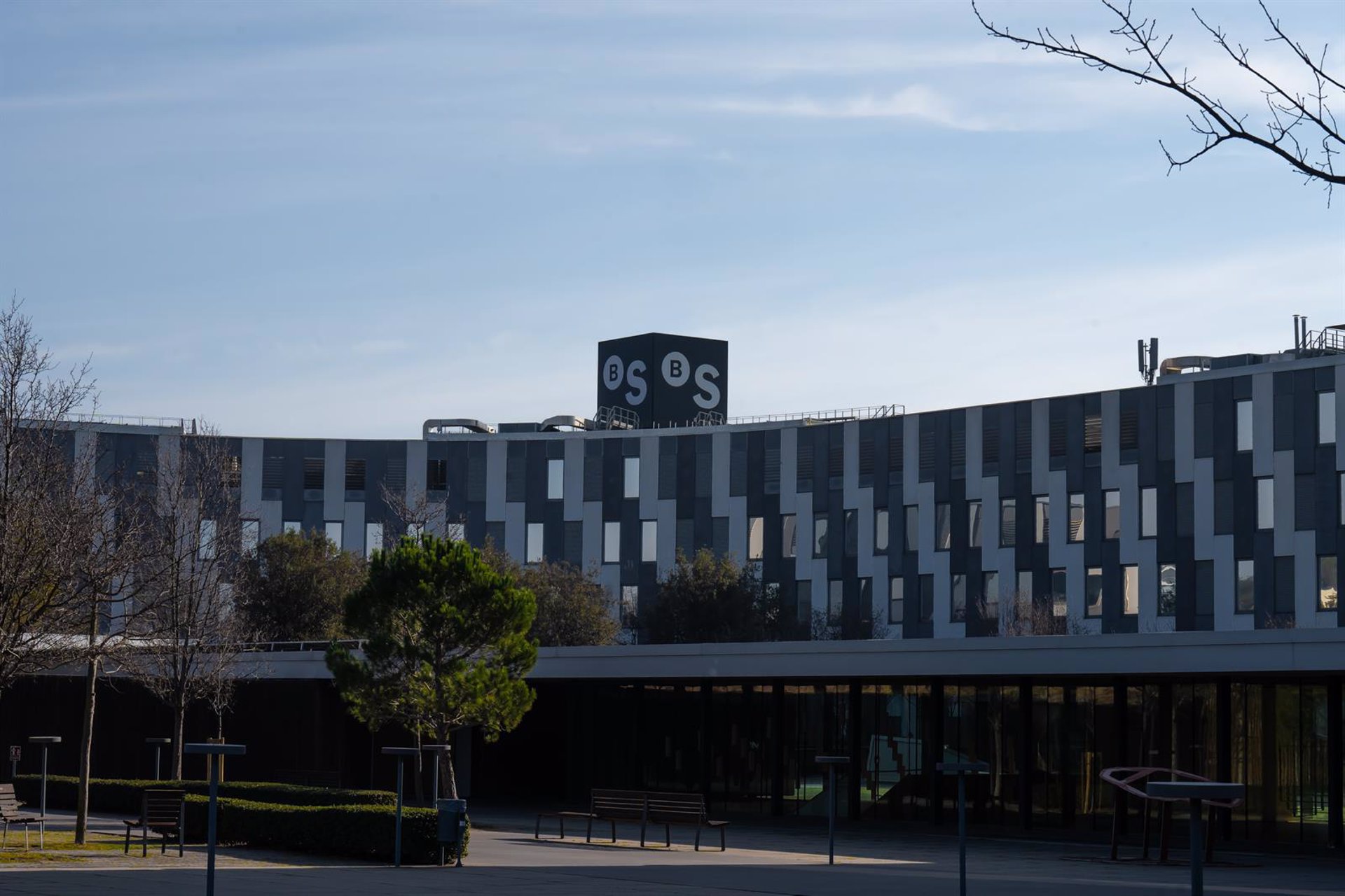 Banco Sabadell estudia como ‘remedie’ que BBVA mantenga la cuota de todo el crédito a las empresas