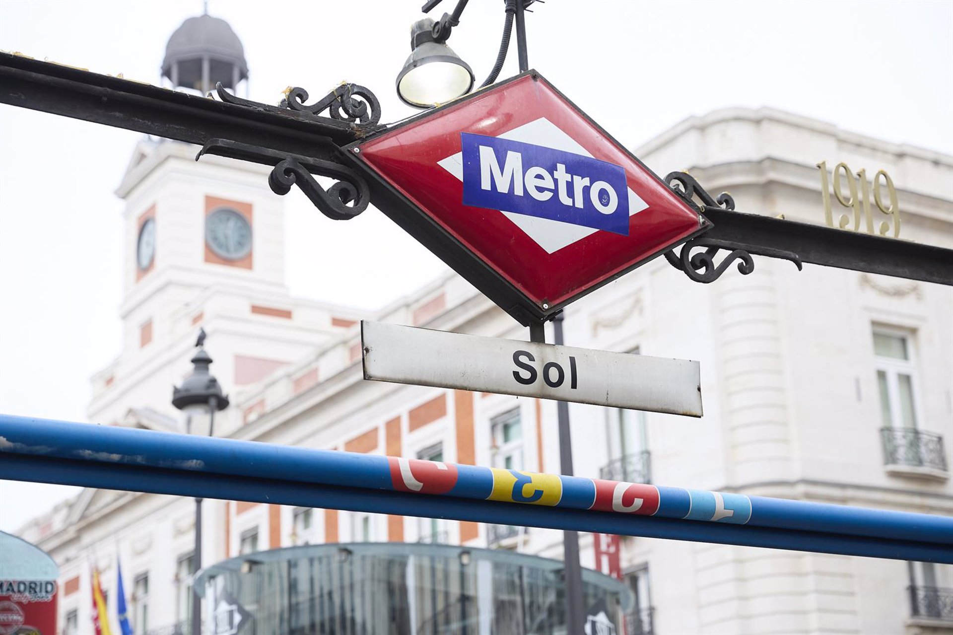 Todas las líneas de Metro de Madrid permanecen cortadas por el apagón eléctrico