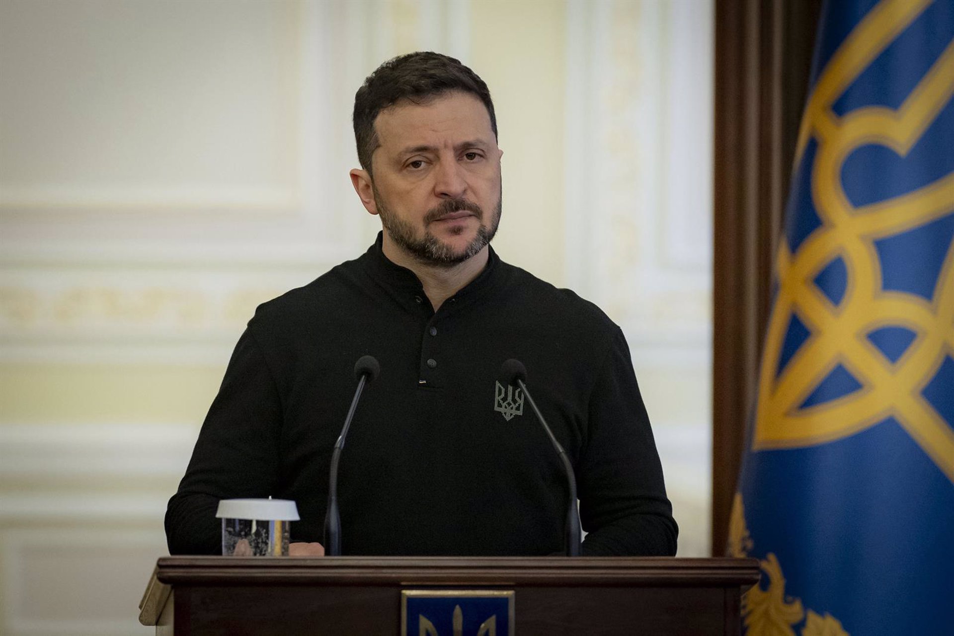 Zelenski ofrece a Sánchez ayuda técnica tras el apagón