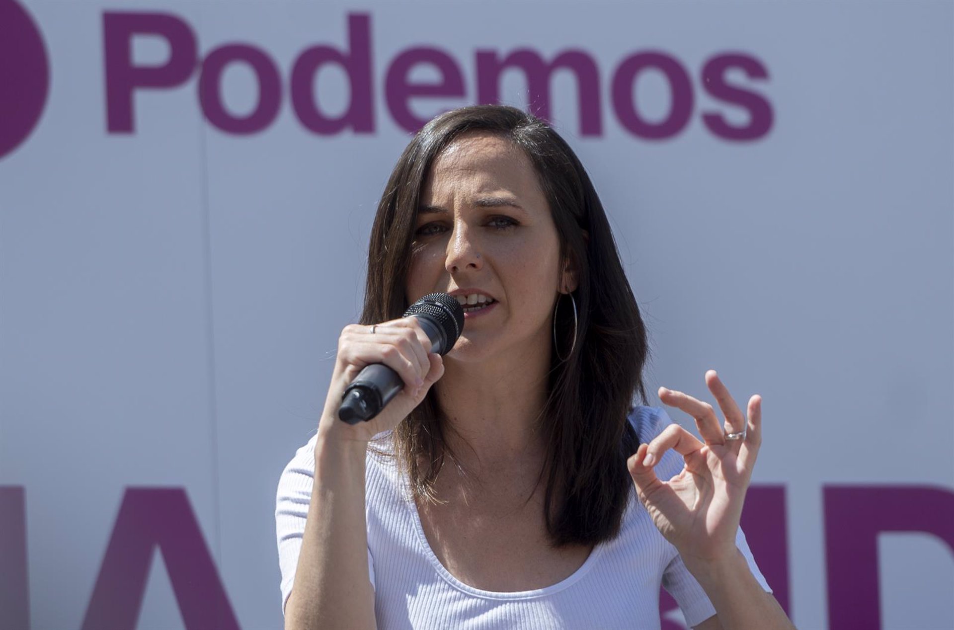 Belarra dice que el «teatrillo» de PSOE y PP este Dos de Mayo «trata de ocultar que ambos apoyan el régimen de guerra»