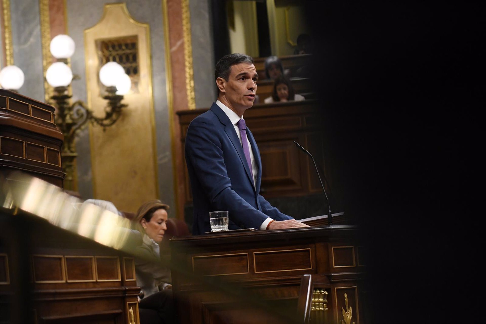 Sánchez afea a sus socios que se «obcequen» con la disyuntiva de gasto en defensa o social y cree que buscan desinformar