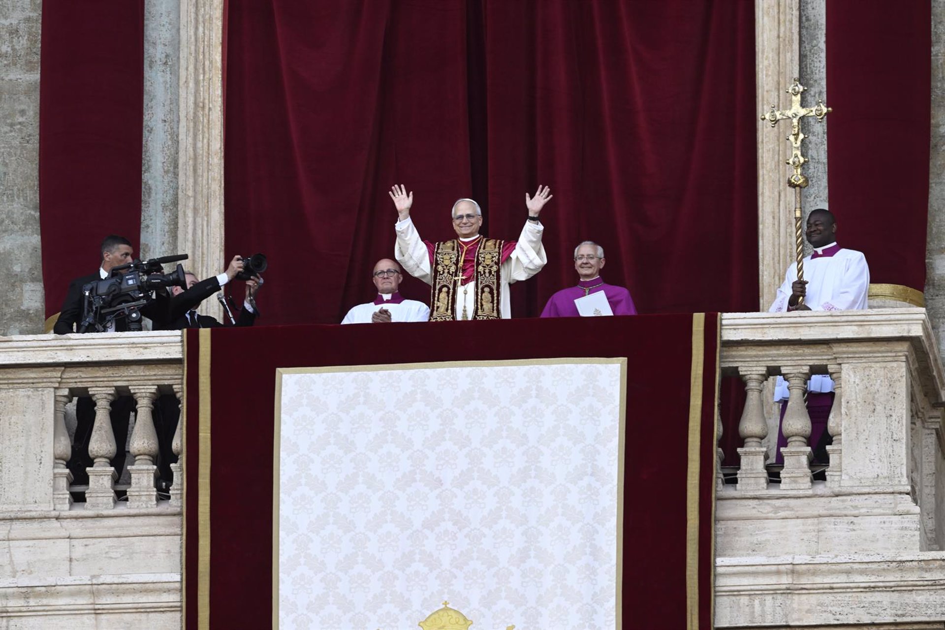 Cuando el nuevo papa visitó València como prior general de los agustinos: «Fue muy cercano y se preocupó por nosotros»