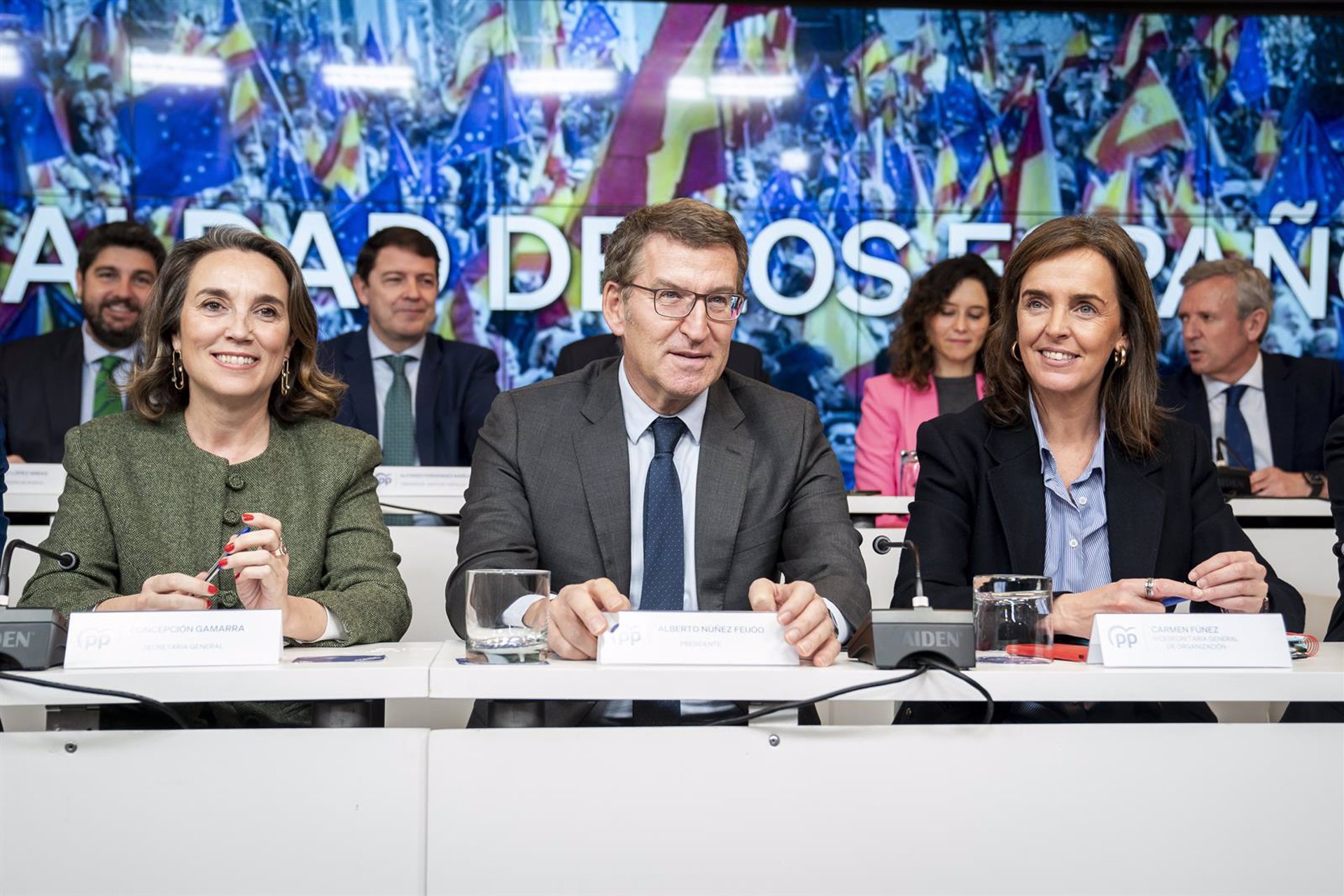 El PP asegura que los mensajes a Ábalos demuestran que Sánchez «lo sabía todo y lo tapó» y reclama elecciones