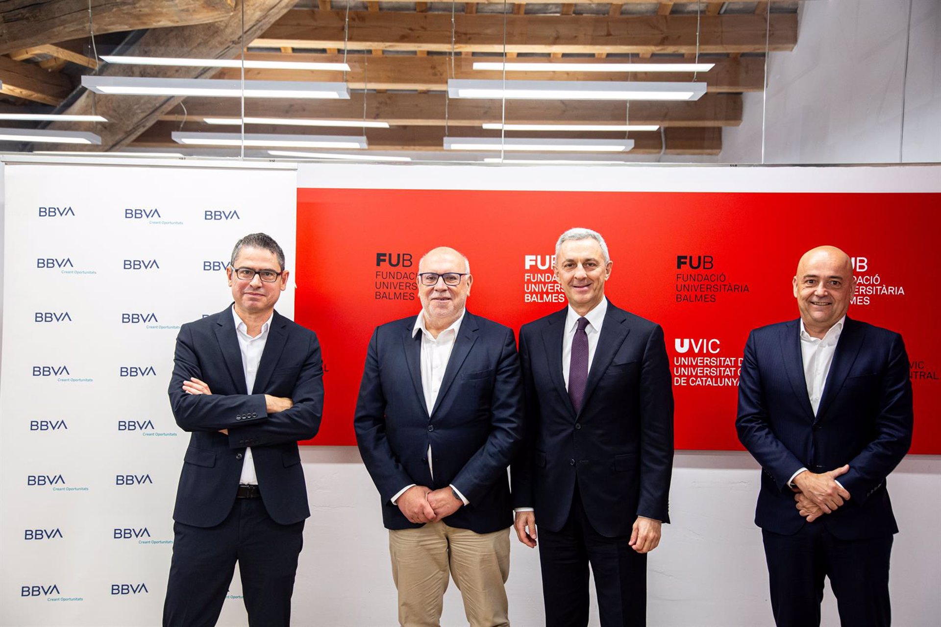 BBVA y la UVic amplían su acuerdo para impulsar iniciativas de acceso al conocimiento