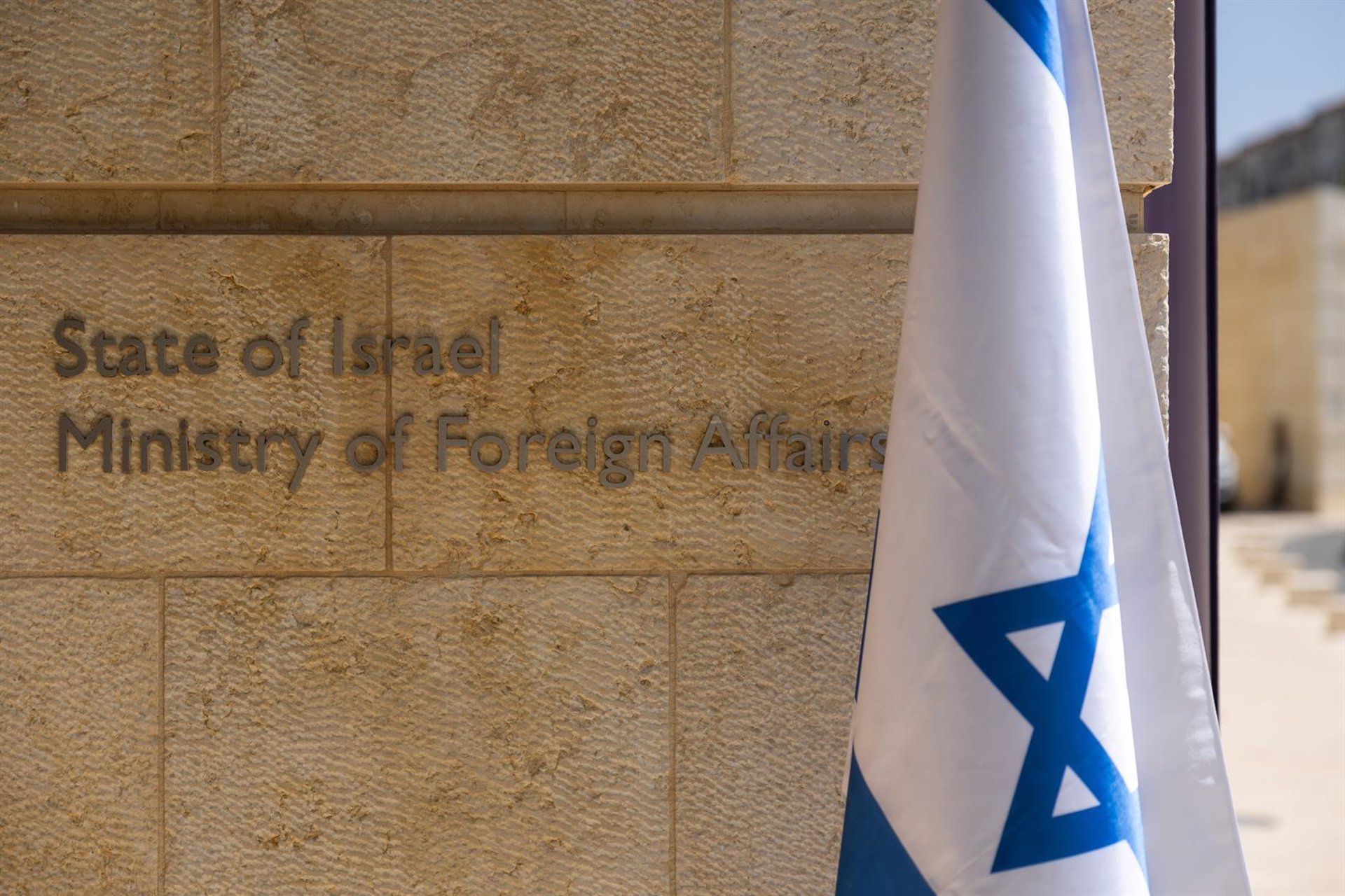 Israel convoca a la embajadora española tras las «duras» palabras de Sánchez