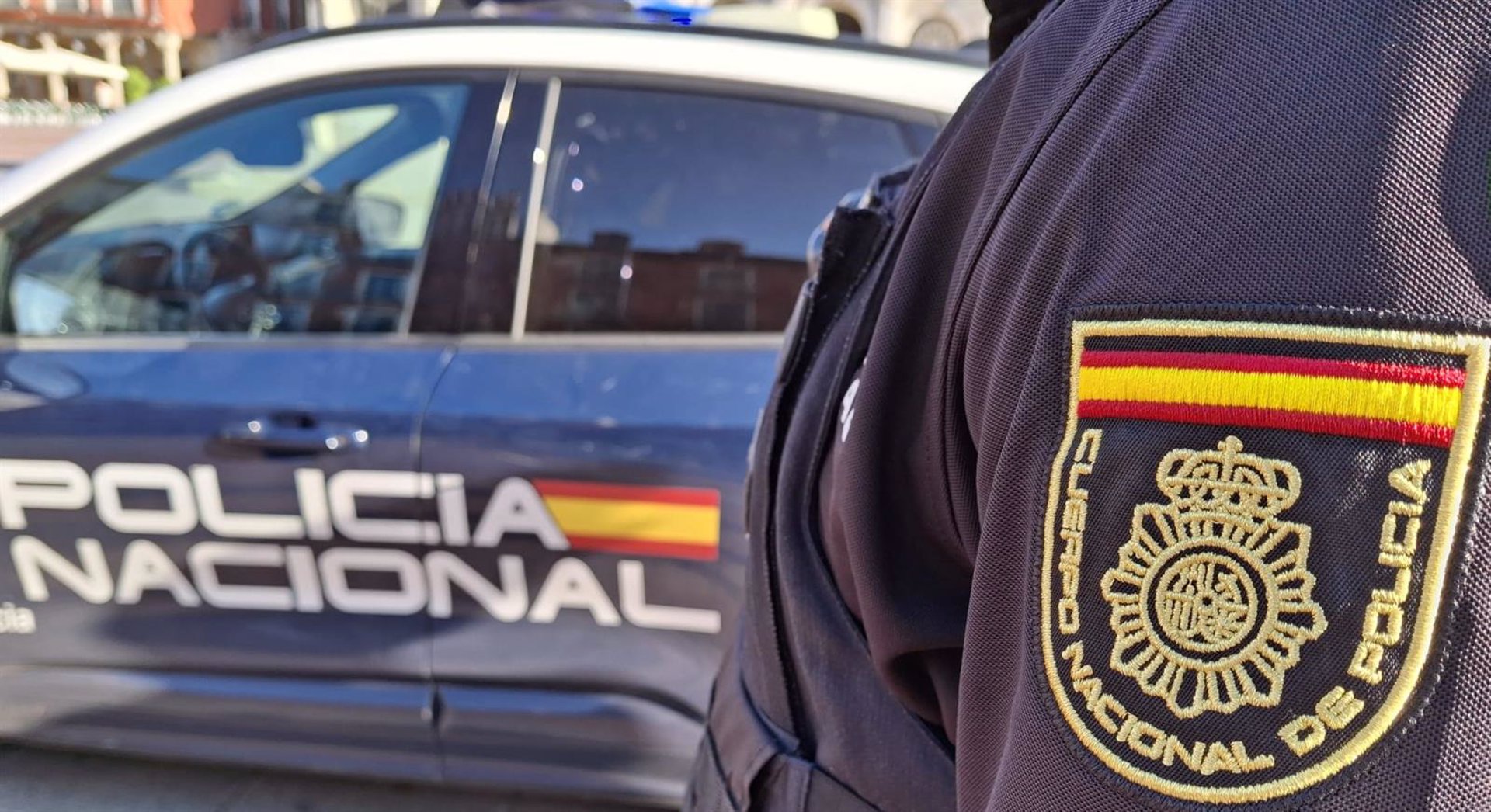 Detienen a una mujer en Badajoz por sustraer 450 euros a un hombre de 86 con el método del «hurto amoroso»