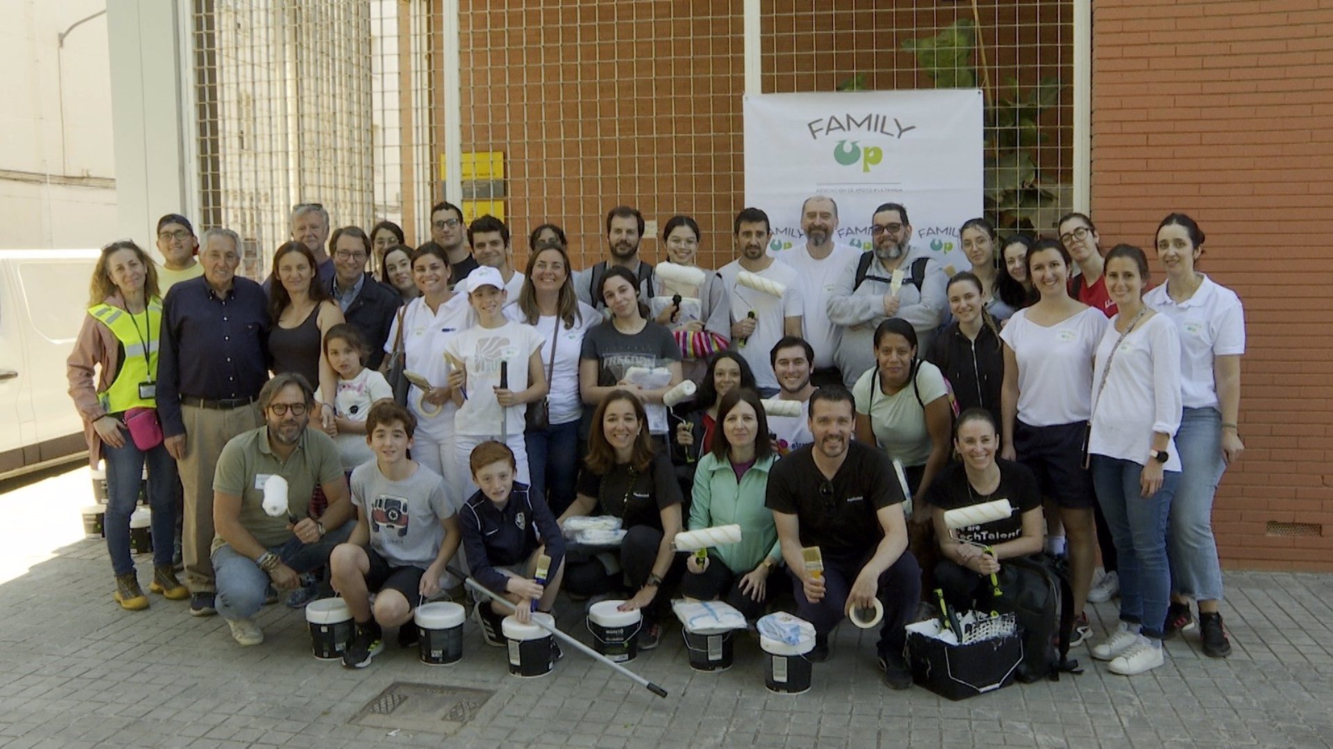 Un total de 26 casas afectadas por dana en La Torre «recuperan su dignidad» gracias a pintura de voluntarios