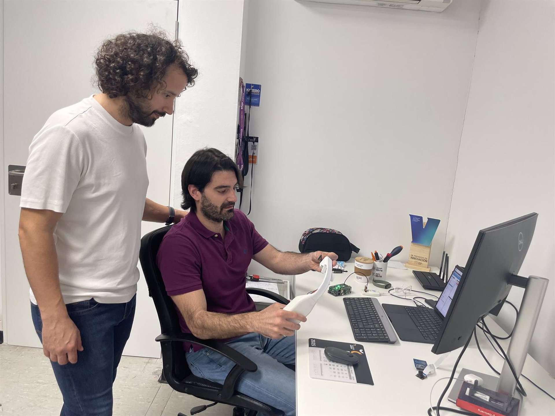 Una ‘startup’ desarrolla un dispositivo pionero que utiliza la IA para prevenir enfermedades intestinales