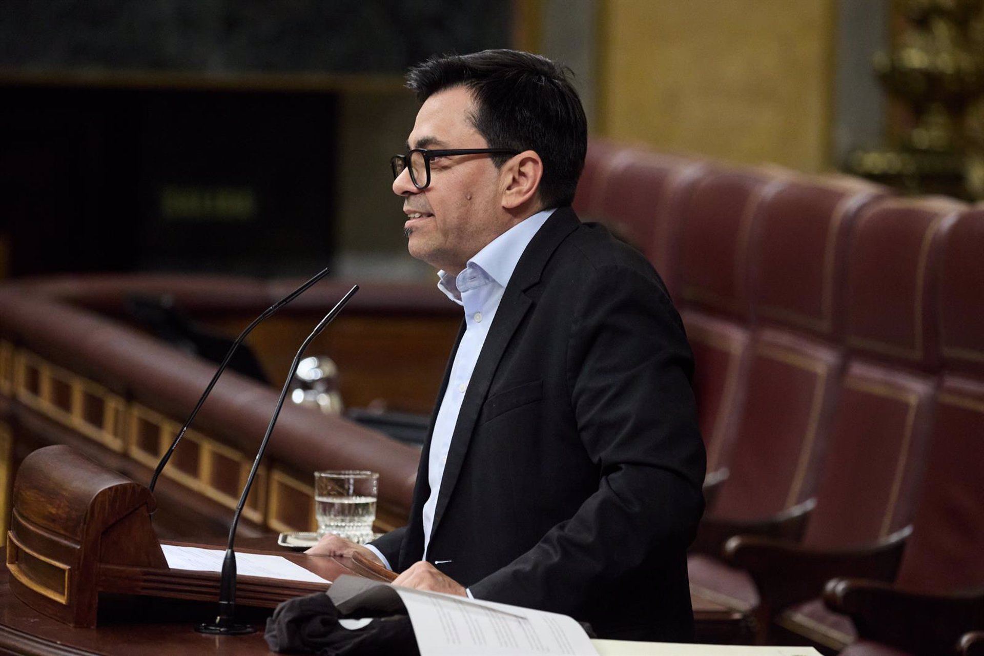 Pisarello celebra la «reacción» del Congreso y la UE ante la situación en Gaza, aunque sea «muy tardía»