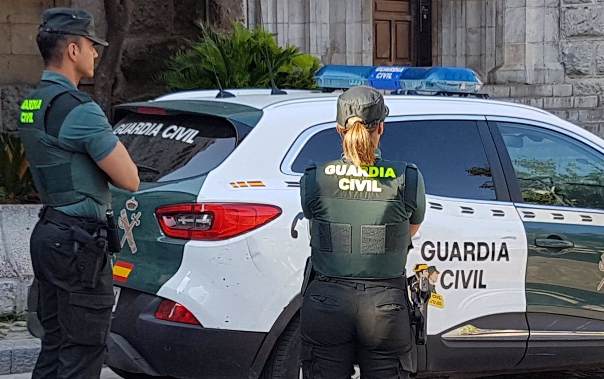 Encuentran una mujer fallecida por arma blanca y un hombre herido en Aldeanueva del Camino