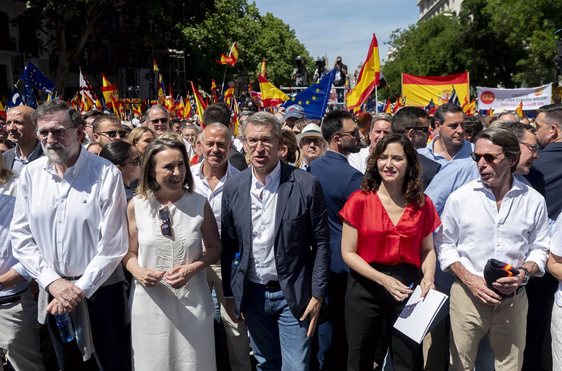 Aznar y Rajoy asistirán a la protesta del PP contra Sánchez del 8 de junio bajo el lema «Mafia o democracia»