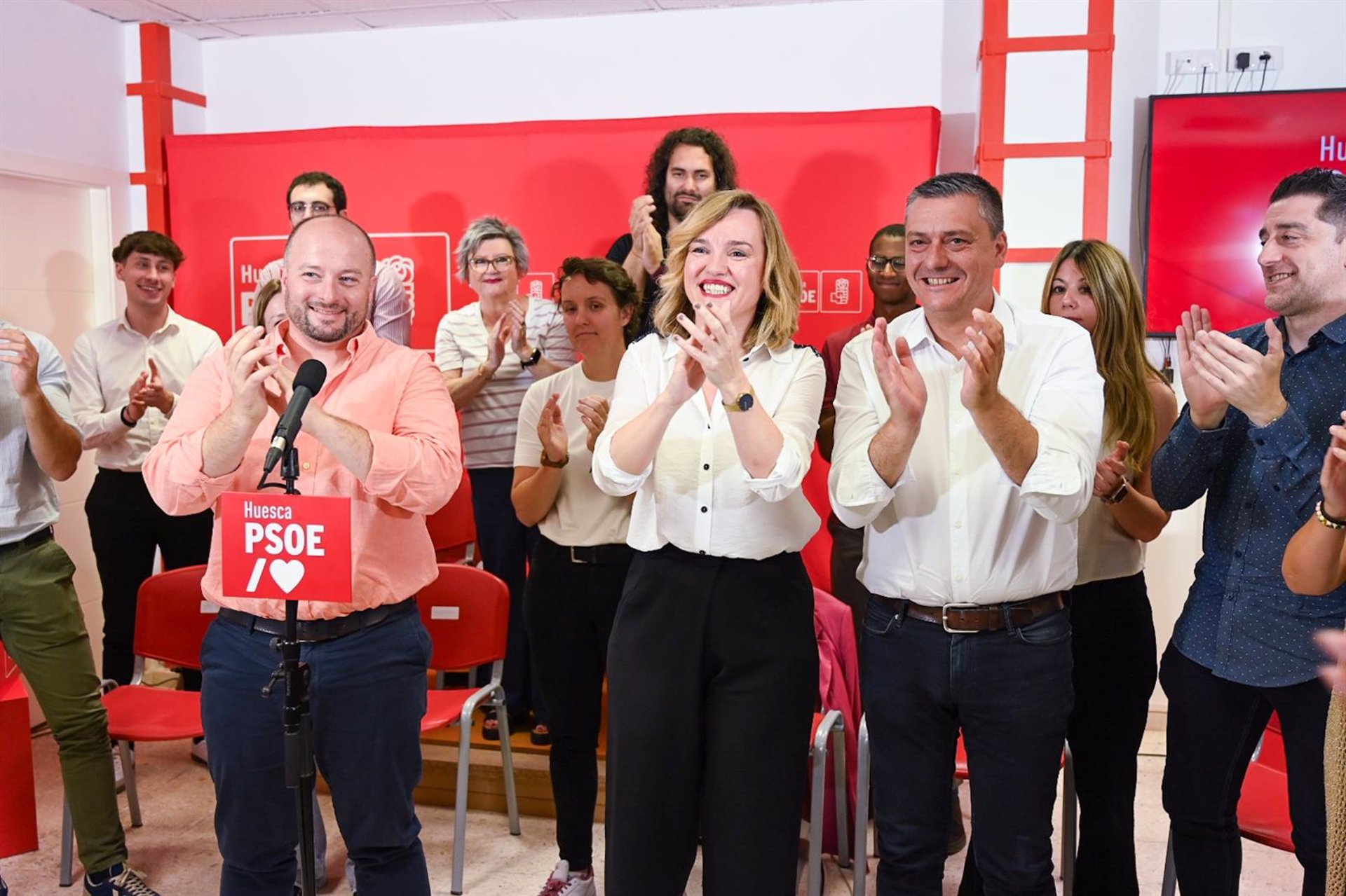Alegría (PSOE) acusa a Azcón de ser una «termita» que «carcome» los servicios públicos para favorecer su privatización