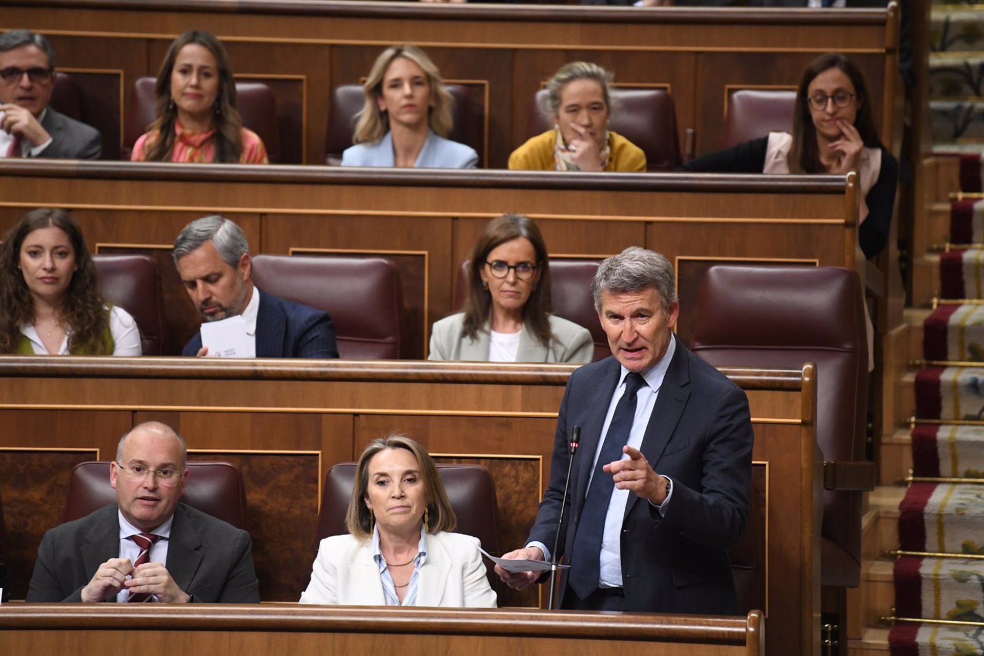 El PP lanza una ofensiva parlamentaria y pide la comparecencia de Sánchez por la «guerra sucia» de Leire Díez