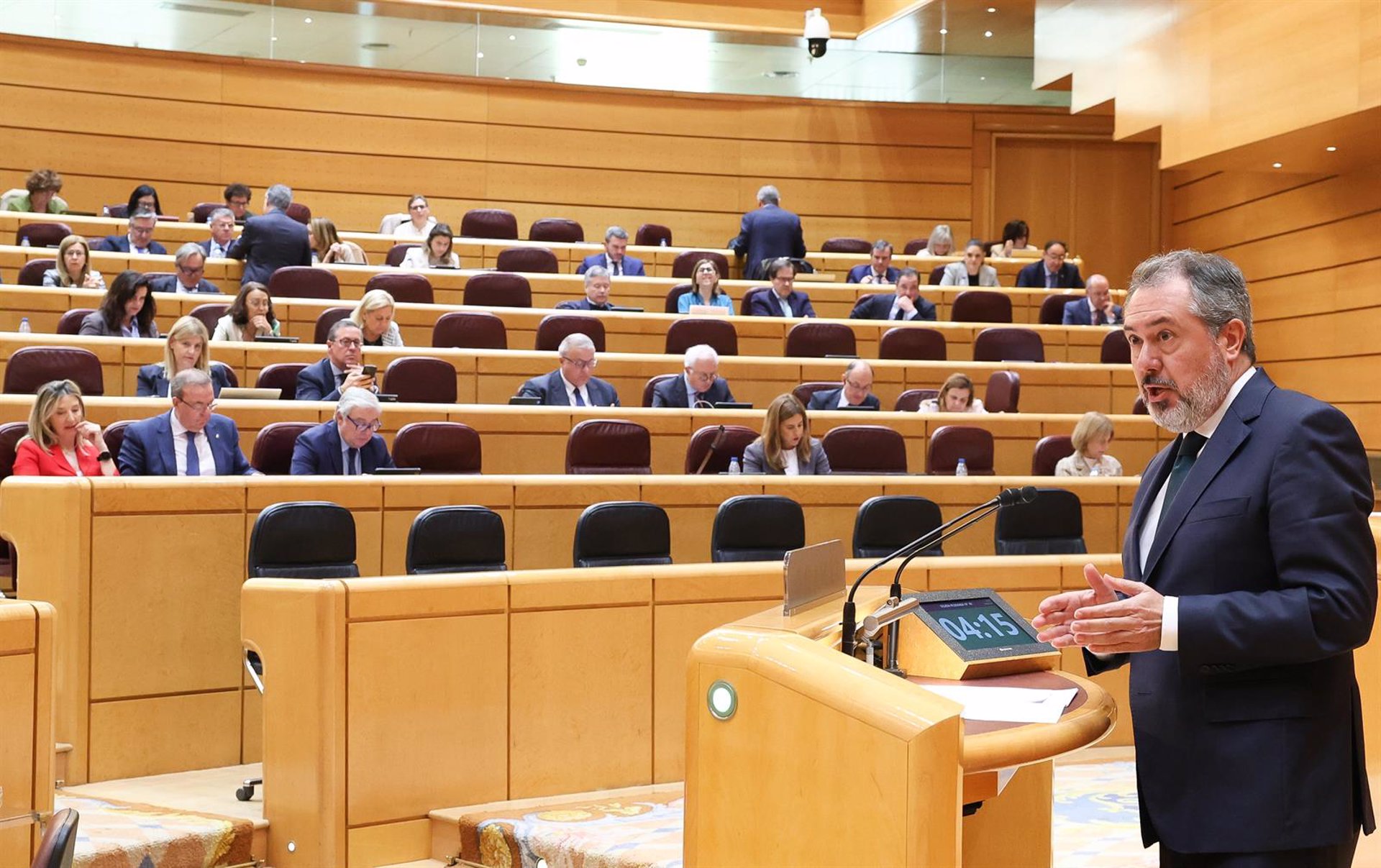 El PP tumba en el Senado el plan del PSOE para triplicar la inversión en vivienda y crear una base pública de precios