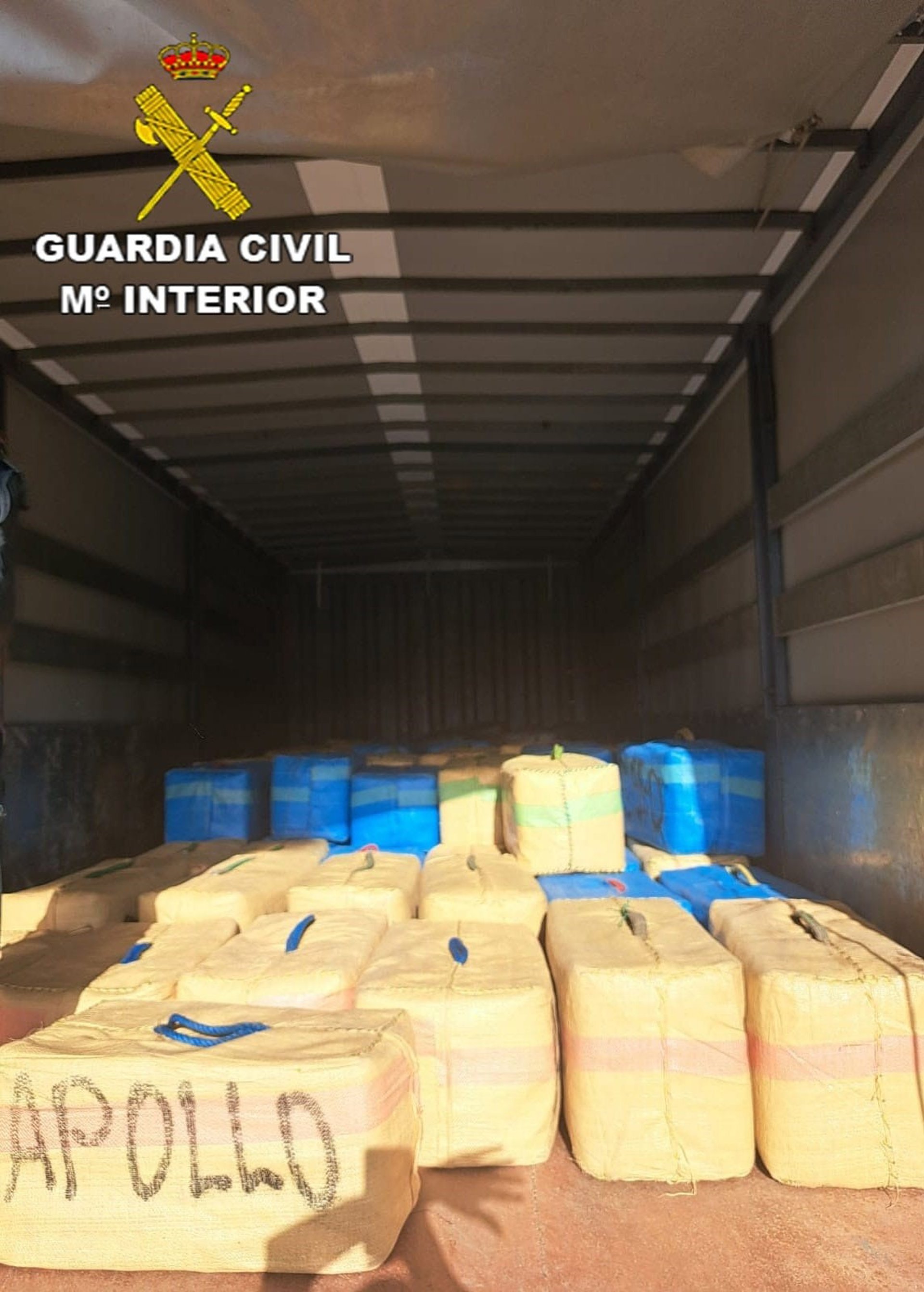 Desmantelan una «guardería» de hachís al hallar más de 4.000 kilos y detener a cuatro personas en Zahora