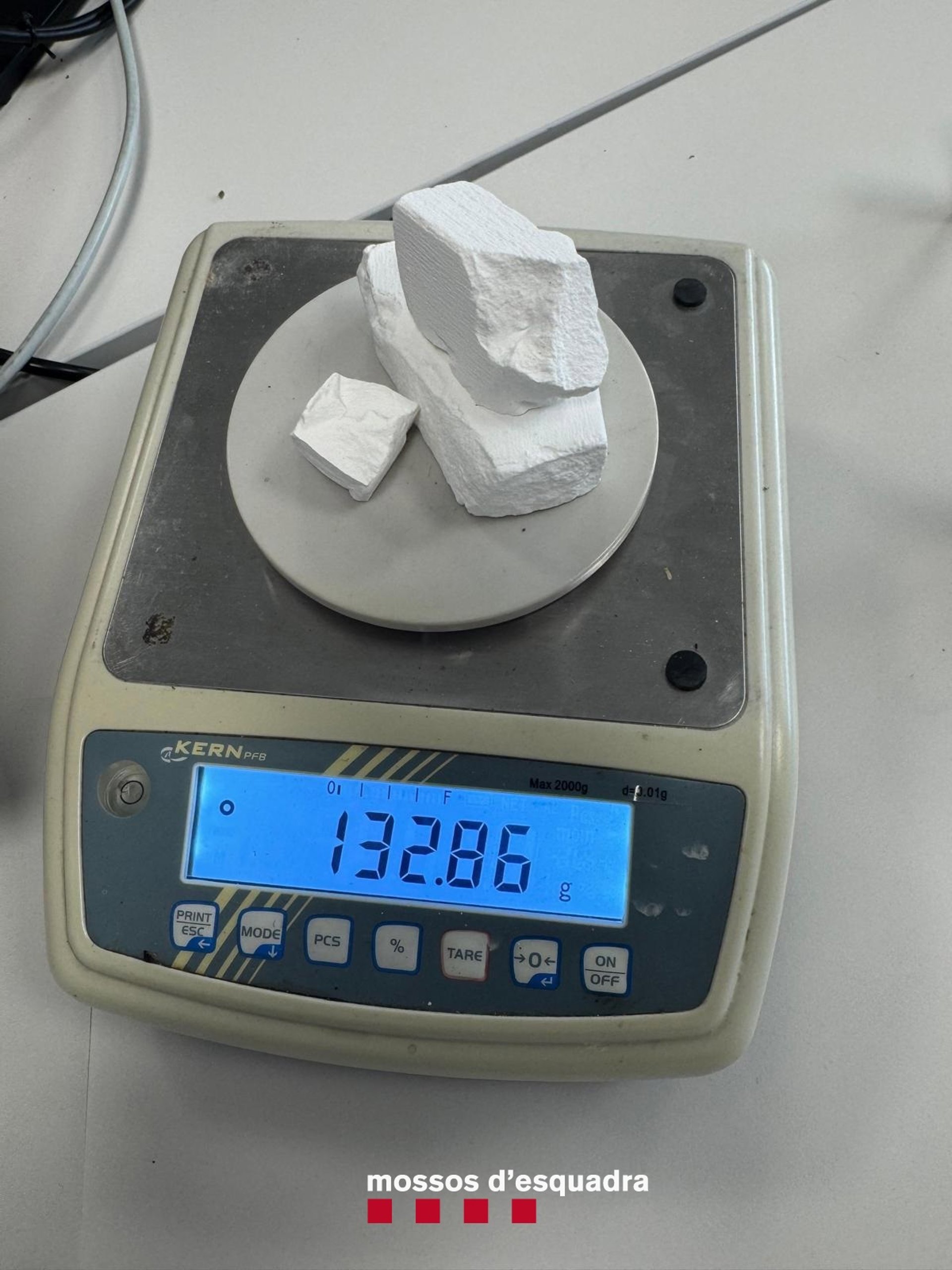 Detenido un hombre en Lleida por llevar 3 piezas de cocaína por valor de 8.500 euros