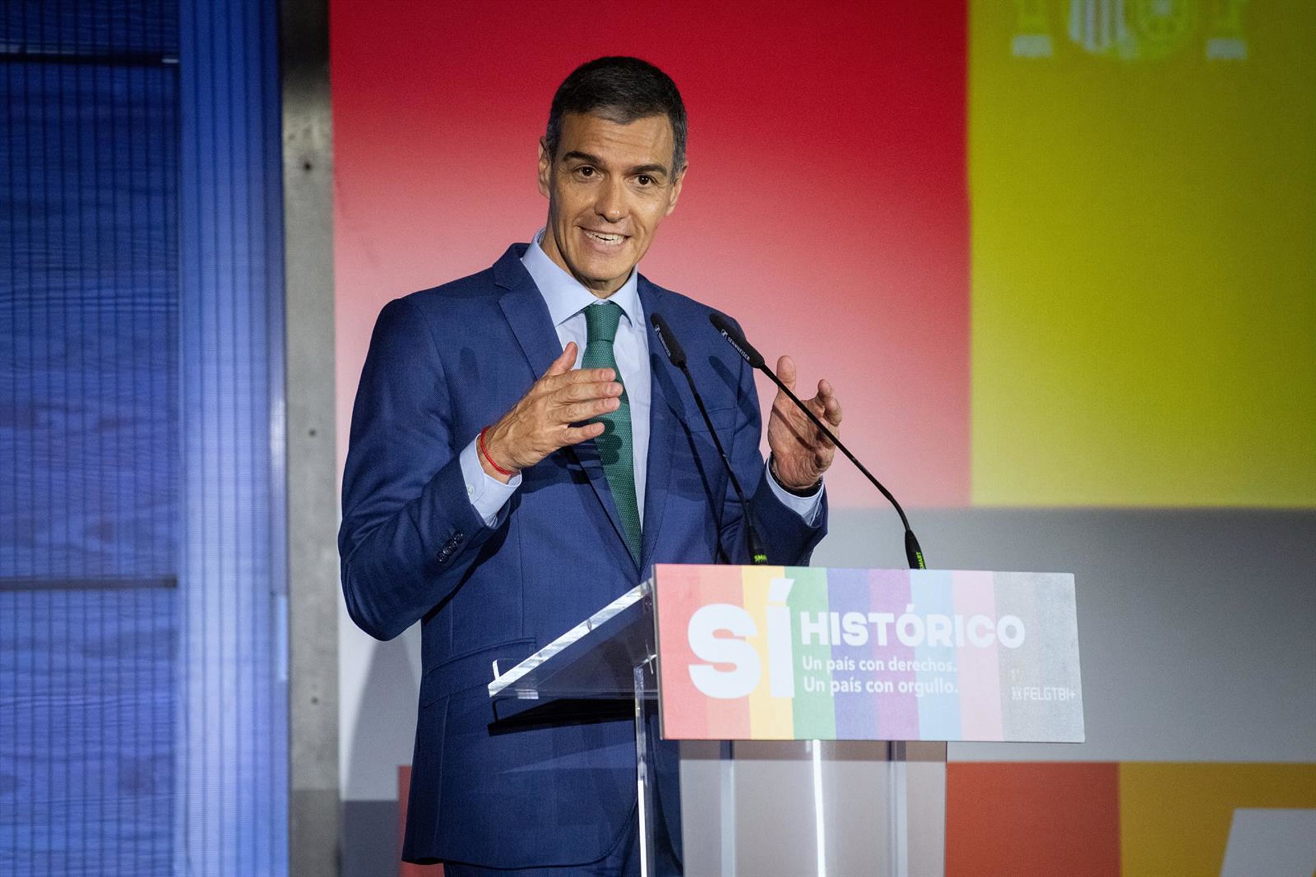 Sánchez celebra los 20 años del matrimonio igualitario: «Somos una sociedad más justa»