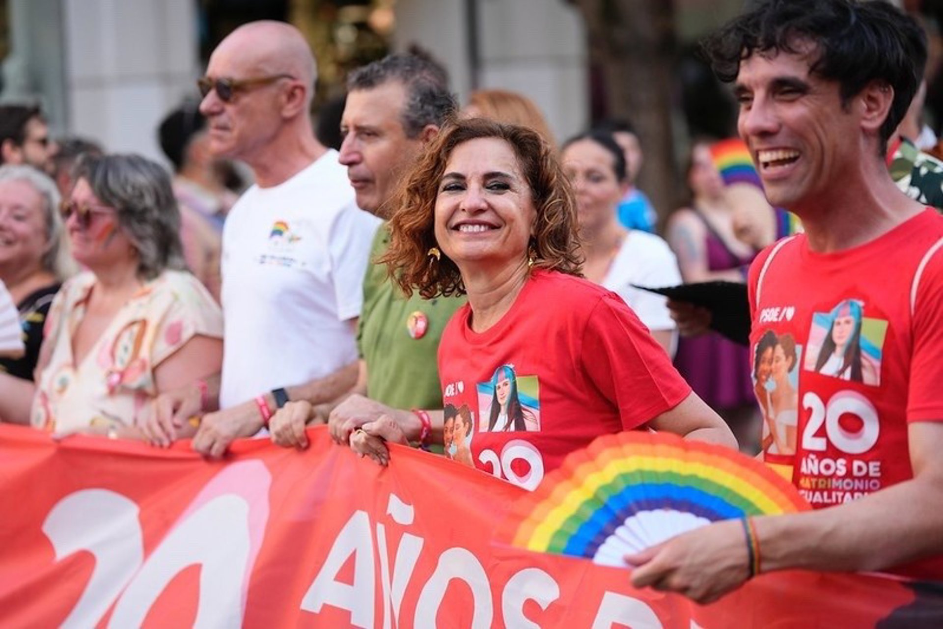 Montero reivindica el Orgullo desde el PSOE: «Hemos impulsado todas las leyes que nos han permitido ser iguales»