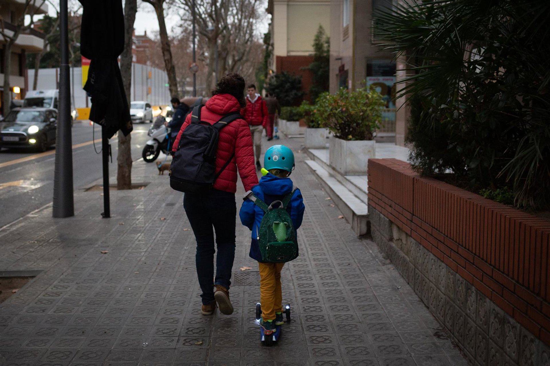 La malnutrición infantil aumenta cuando cae la economía, según un estudio liderado por ISGlobal