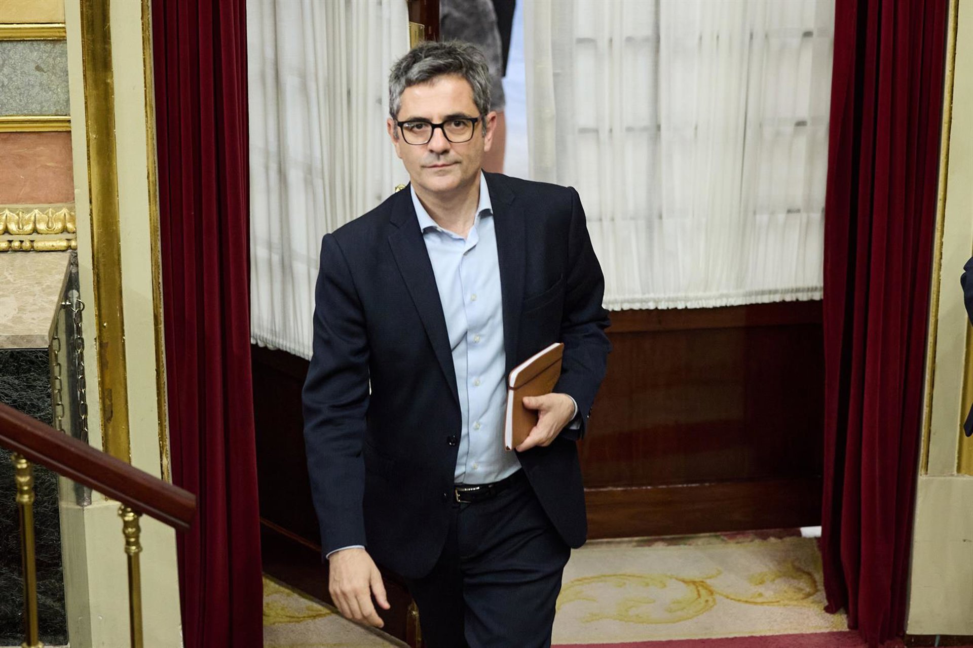 Bolaños acusa al PP de hacer una «montaña de porquería» al hablar de «prostíbulos» de la familia de Sánchez