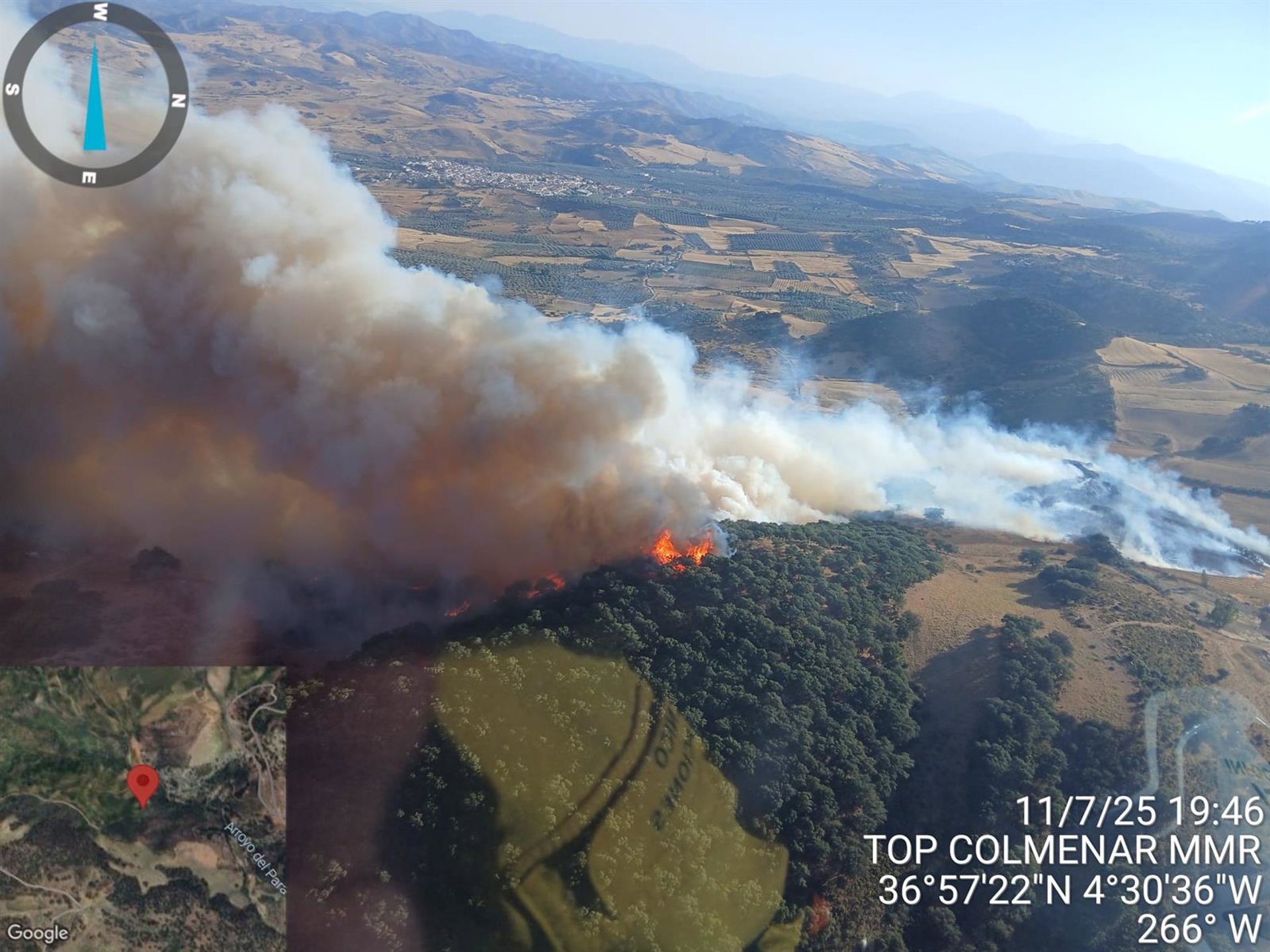 Desplegados diez de medios aéreos para sofocar un incendio declarado en Villanueva de la Concepción
