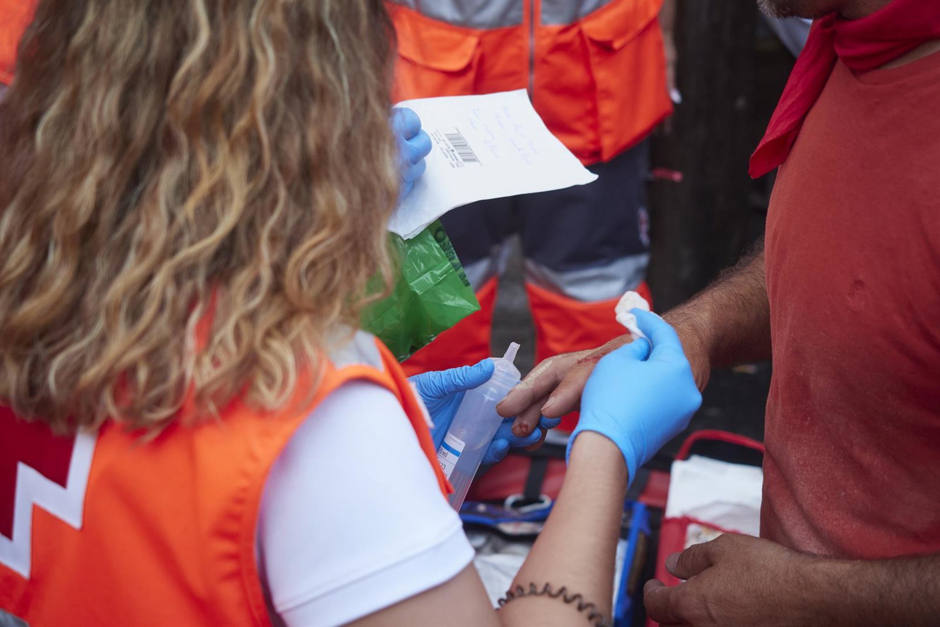 Cinco trasladados al HUN tras el sexto encierro protagonizado por toros de José Escolar