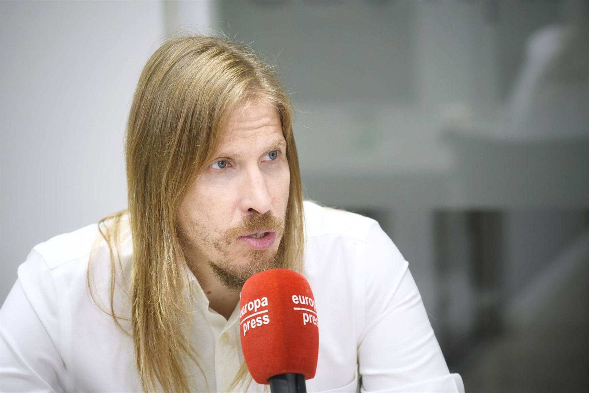 Podemos critica que la ley del PSOE para abolir la prostitución es un «trampantojo»: «El mismo texto lo votó Ábalos»