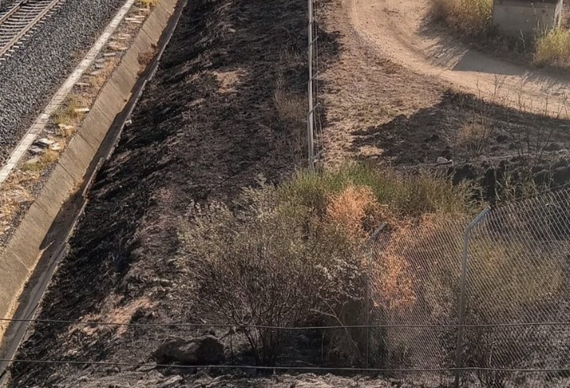Recuperada la circulación tras un incendio que ha afectado a la conexión de alta velocidad entre Andalucía y Madrid