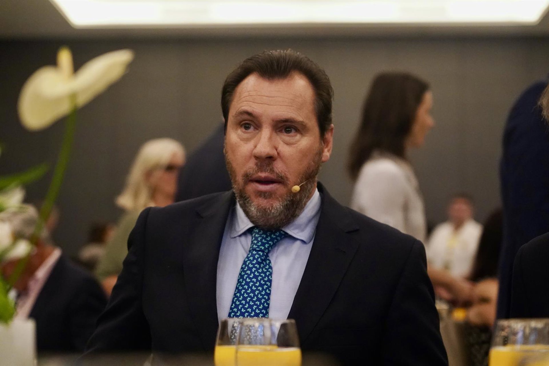 Puente ve «preocupante» y «decepcionante» la actitud de Podemos y les insta al entendimiento: «Es un socio necesario»